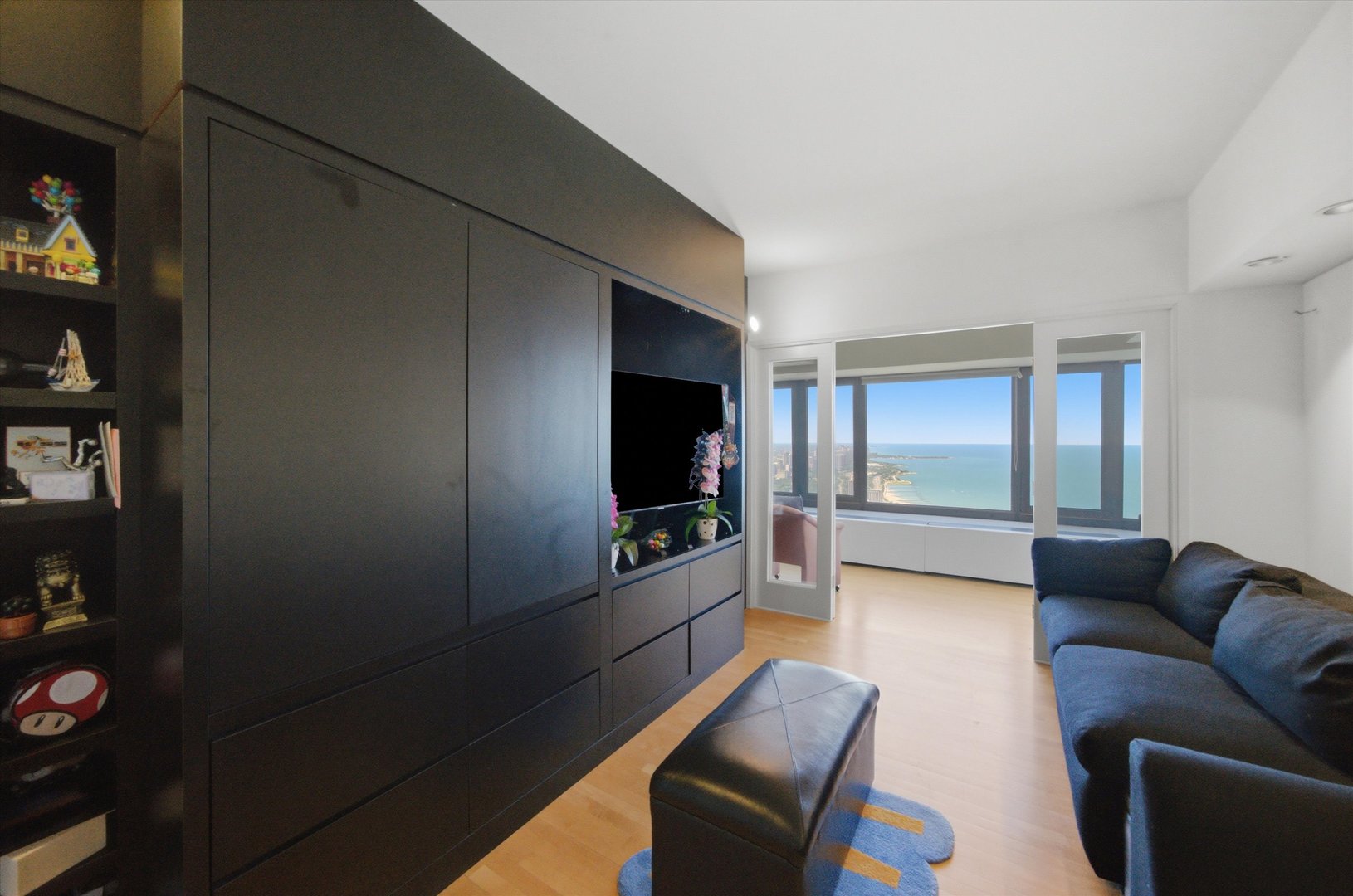 175 E Delaware Place Unit: 6504