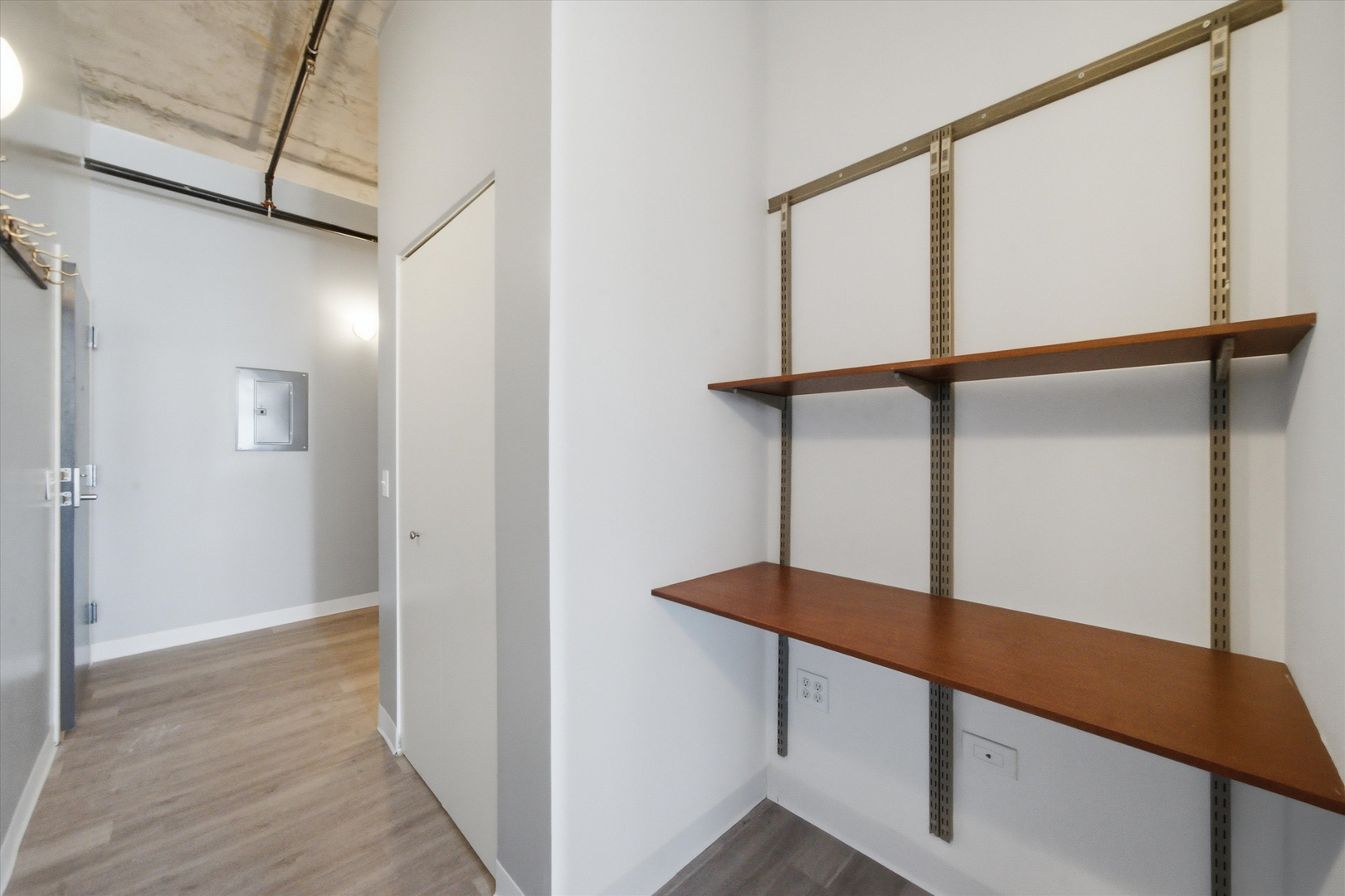 50 E 16th Street Unit: 514