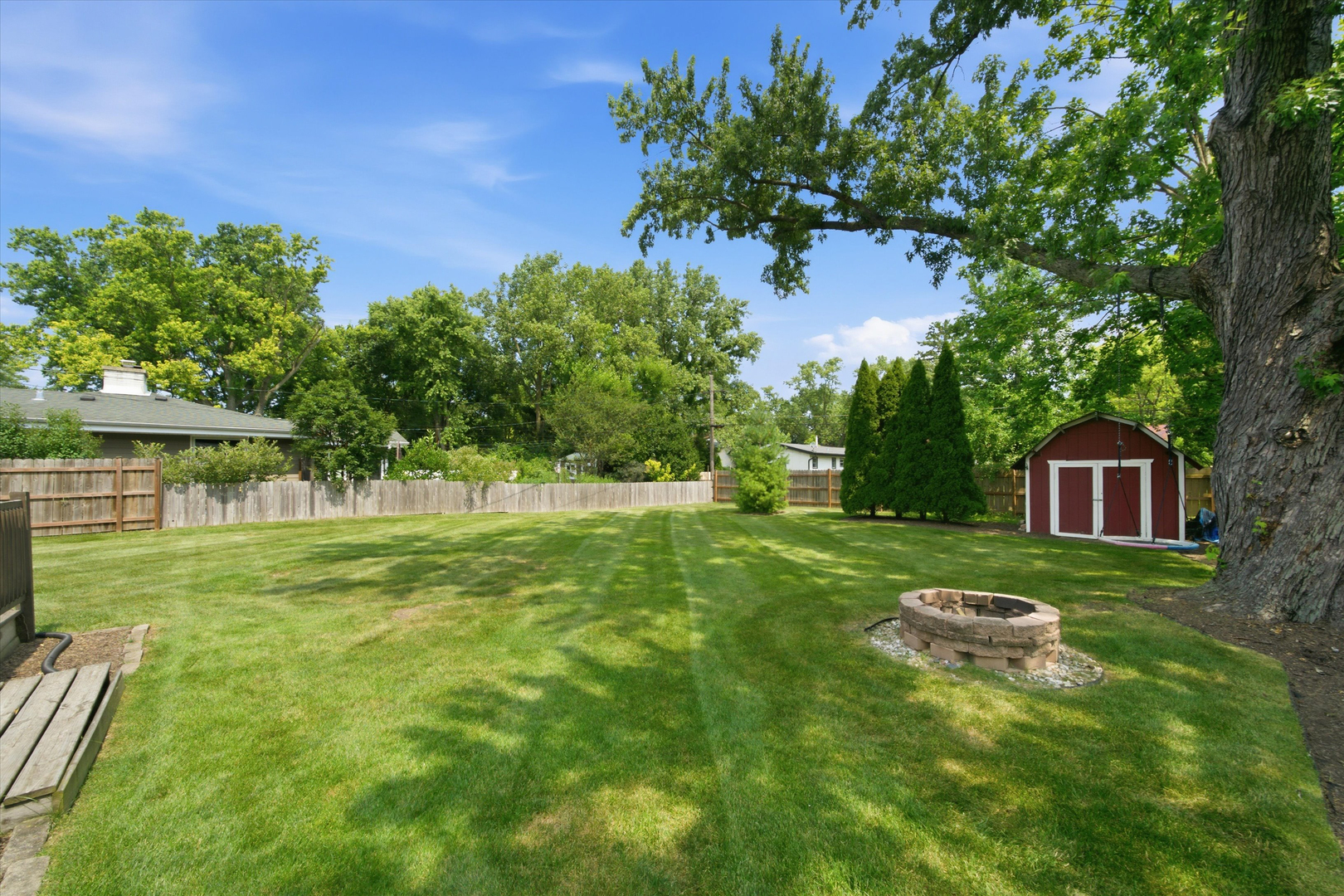 22W452 Sycamore Drive