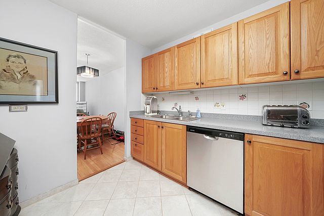 405 N Wabash Avenue Unit: 502