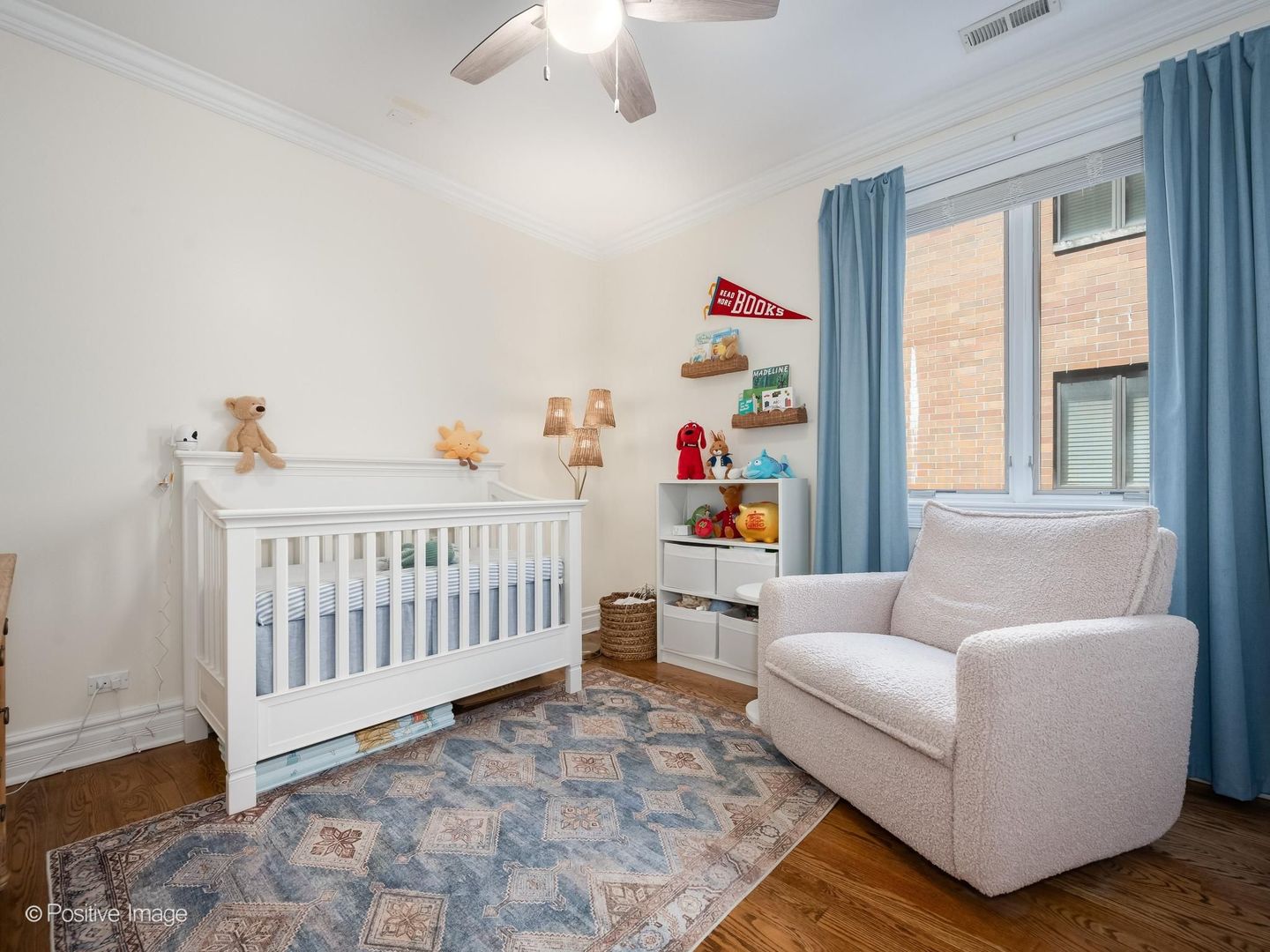 1037 W Monroe Street Unit: 3