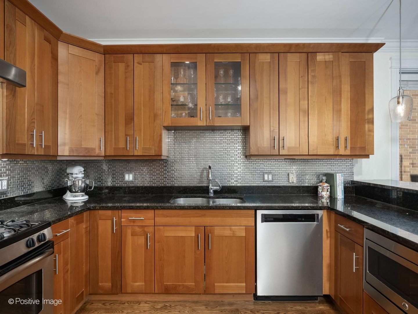 1037 W Monroe Street Unit: 3