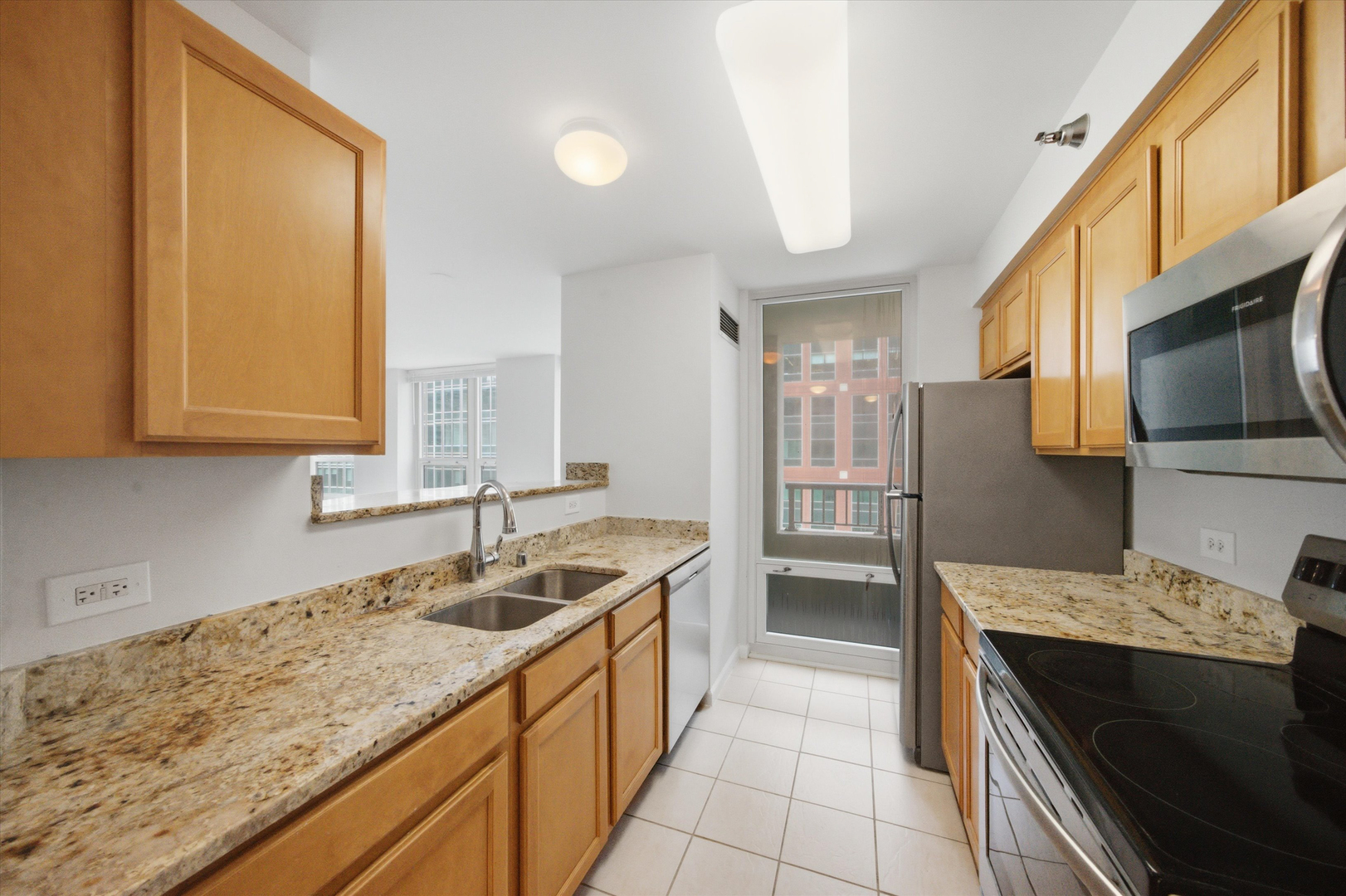 345 N La Salle Drive Unit: 1108