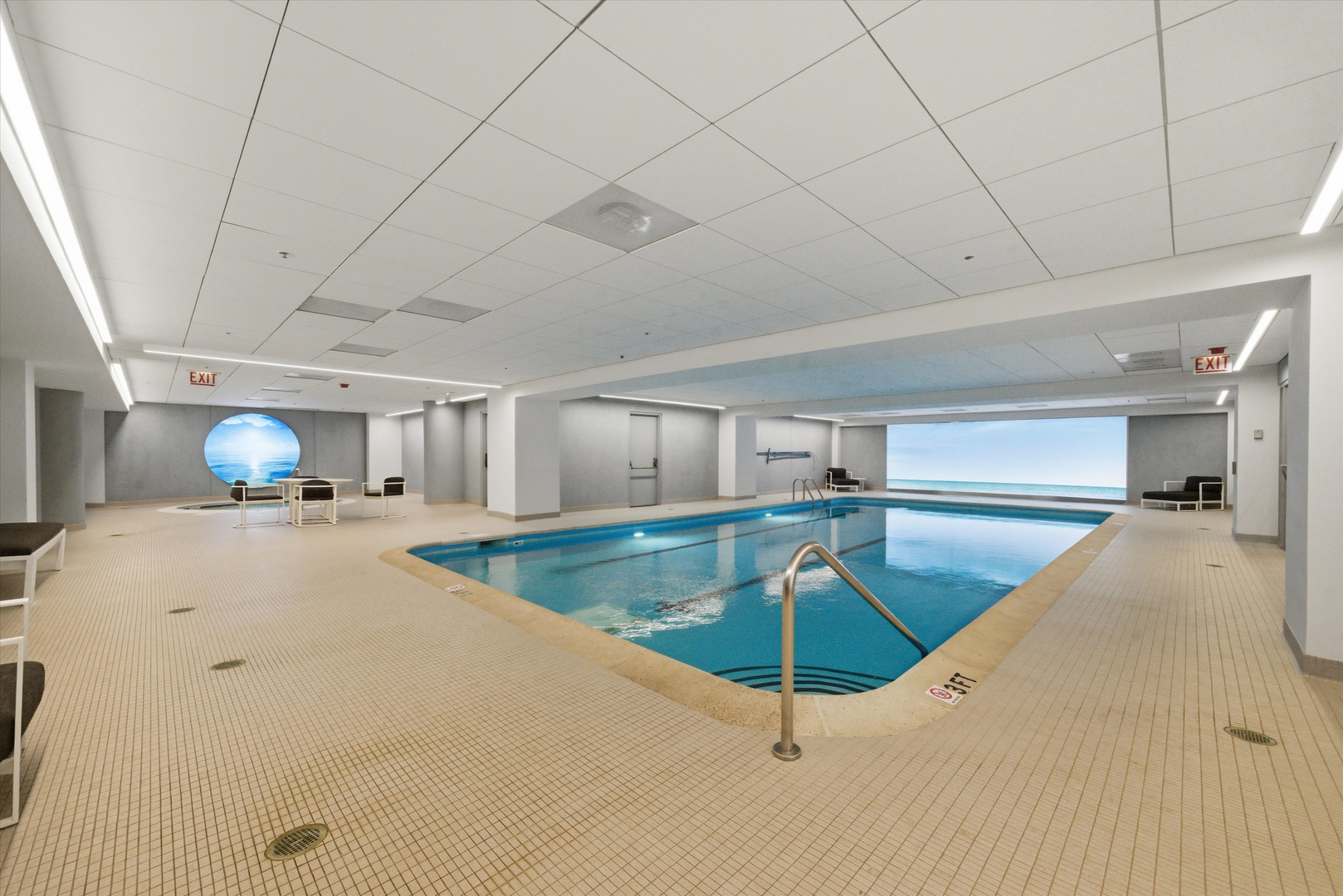 680 N Lake Shore Drive Unit: 913