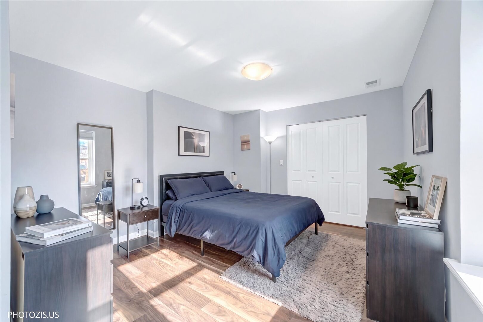3462 N Sheffield Avenue Unit: 2S