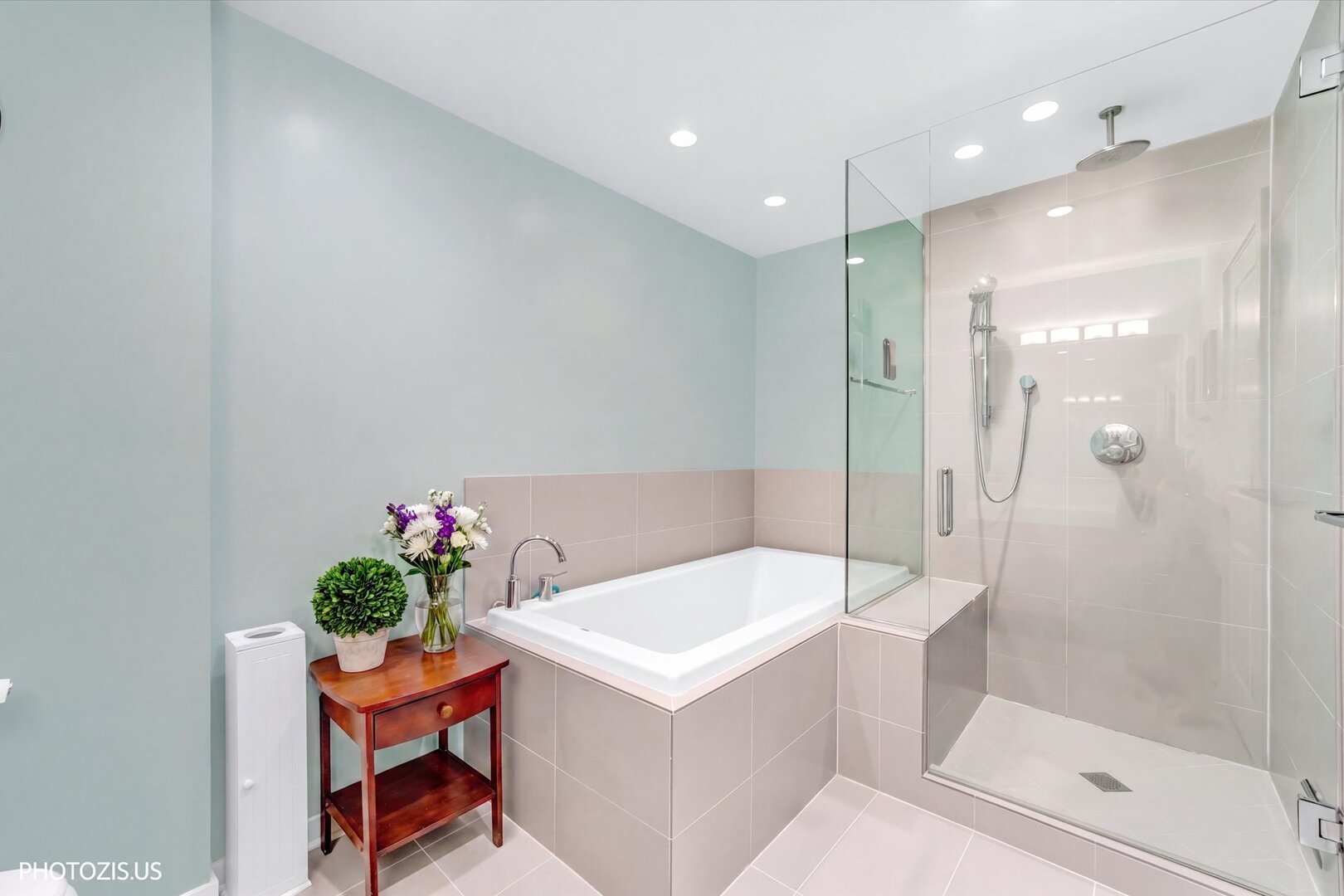 3462 N Sheffield Avenue Unit: 2S