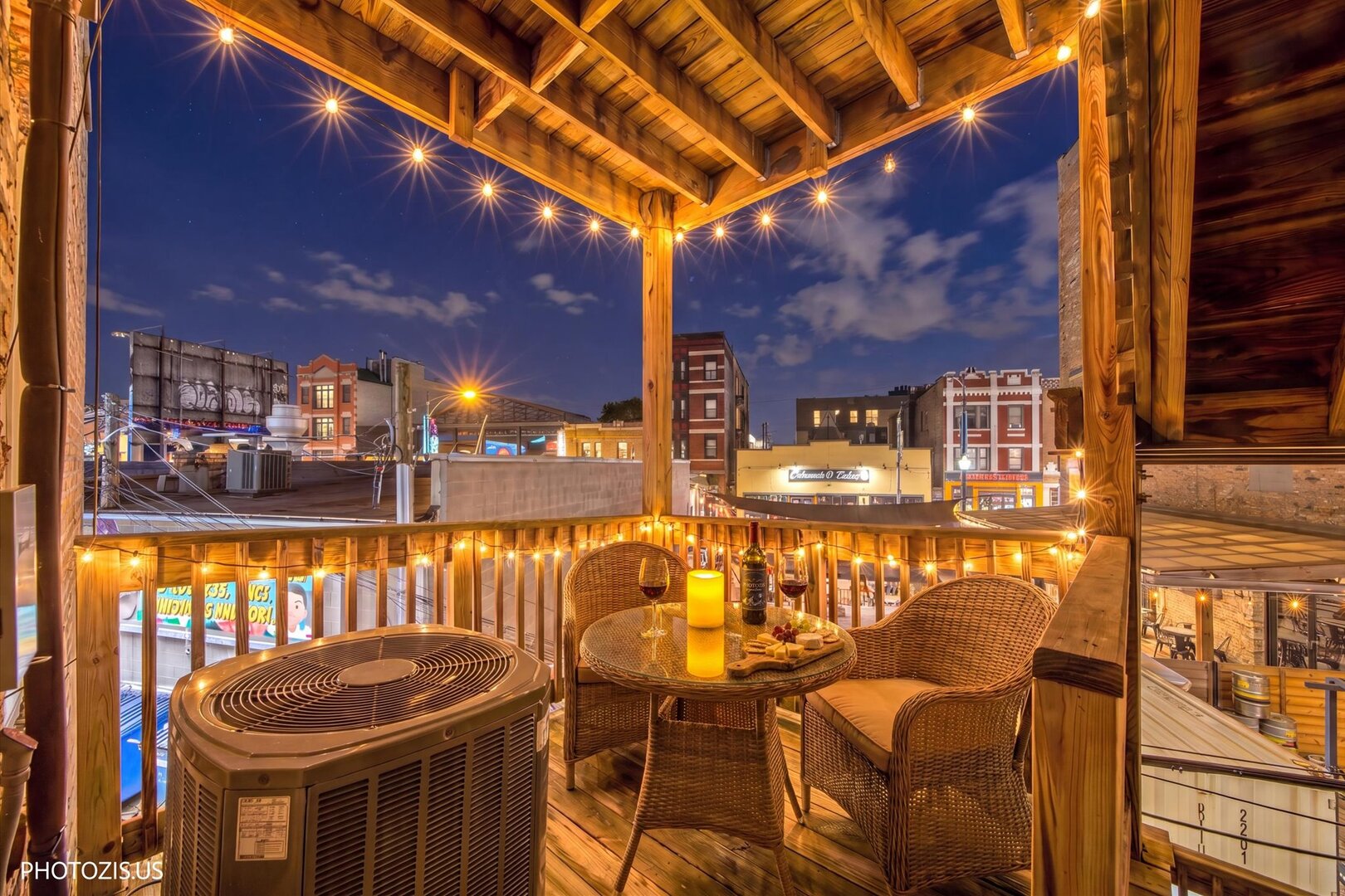 3462 N Sheffield Avenue Unit: 2S