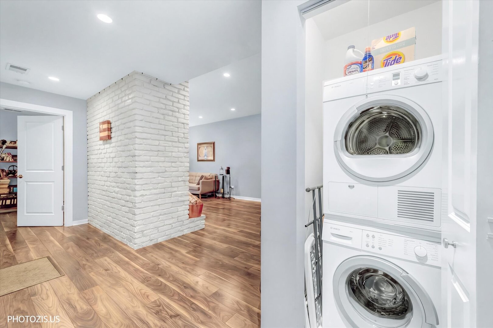 3462 N Sheffield Avenue Unit: 2S