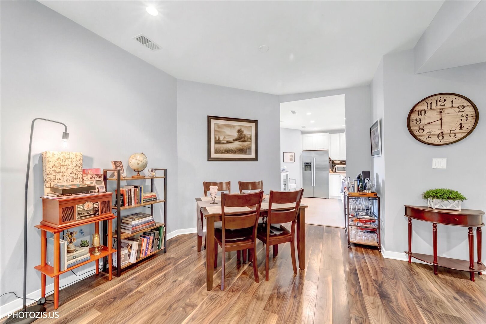 3462 N Sheffield Avenue Unit: 2S