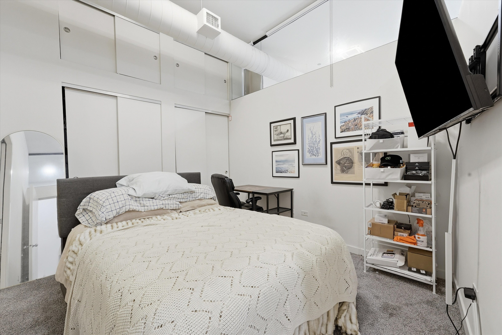 333 W Hubbard Street Unit: 1010