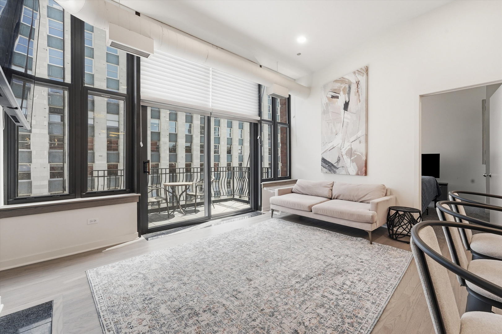 333 W Hubbard Street Unit: 1010