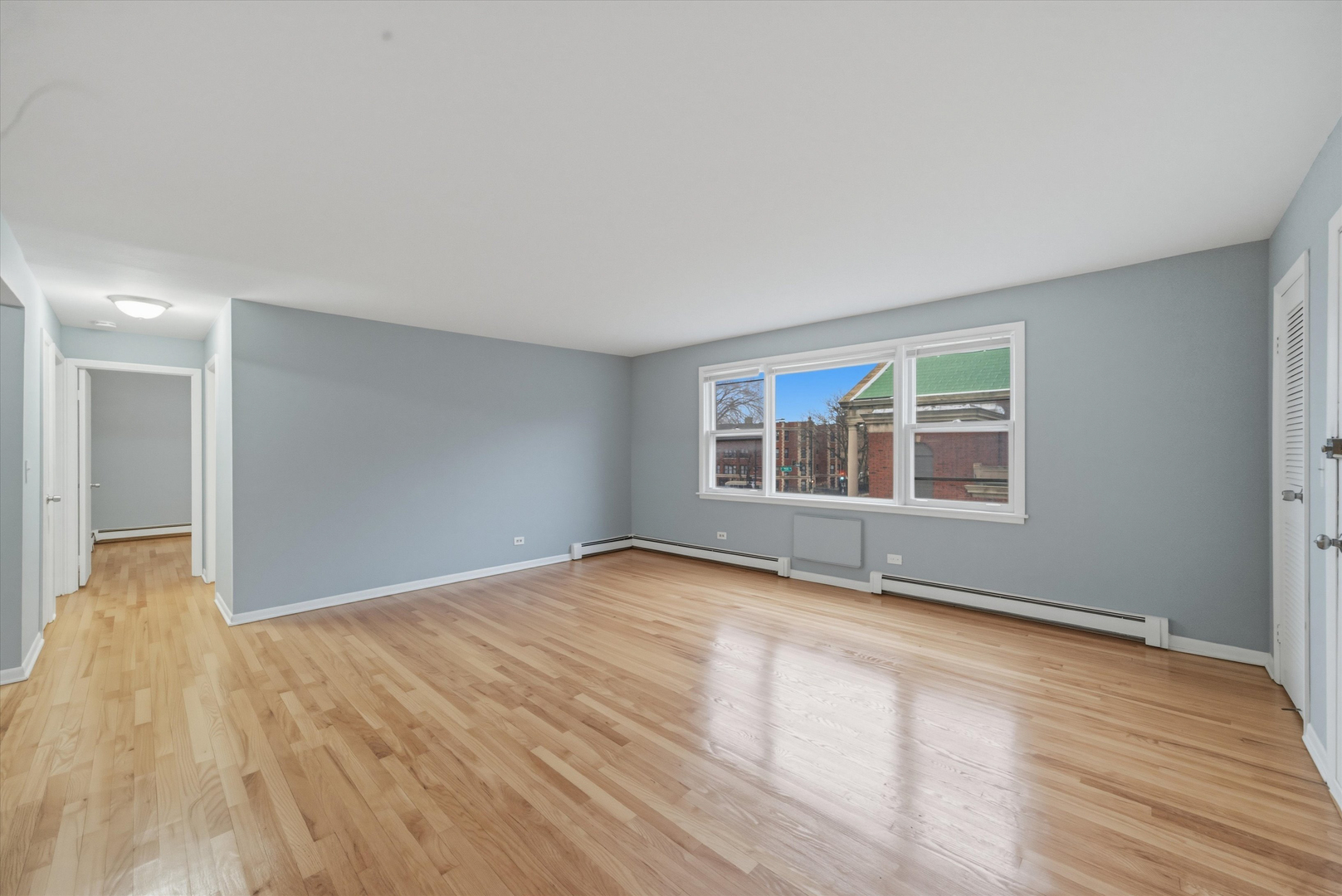 6921 N Ashland Boulevard Unit: 3A