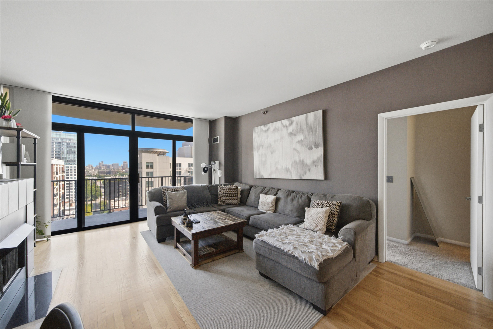 435 W Erie Street Unit: 1506