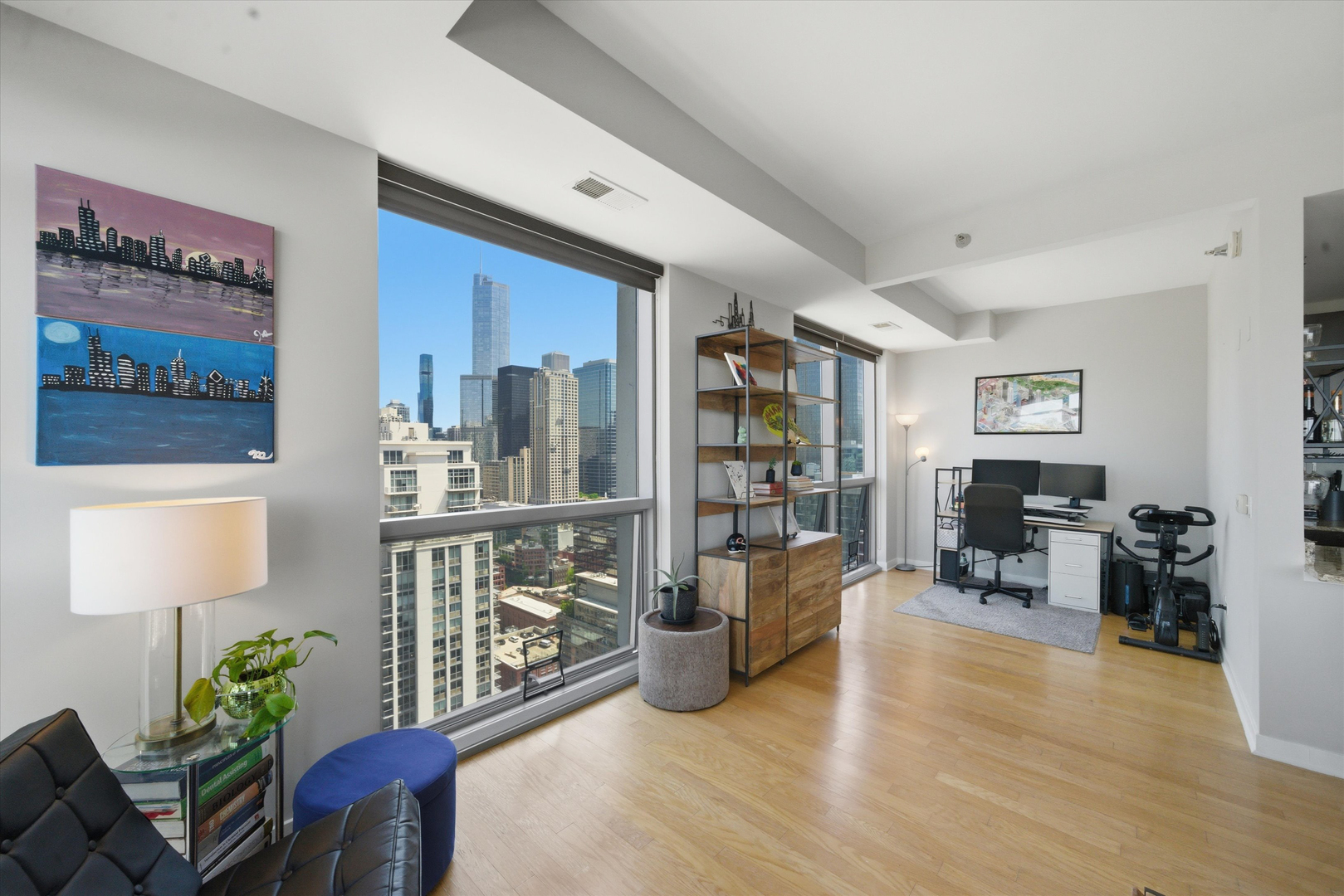303 W Ohio Street Unit: 2902