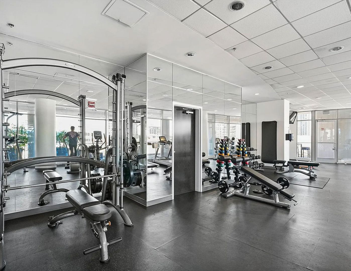 303 W Ohio Street Unit: 2902