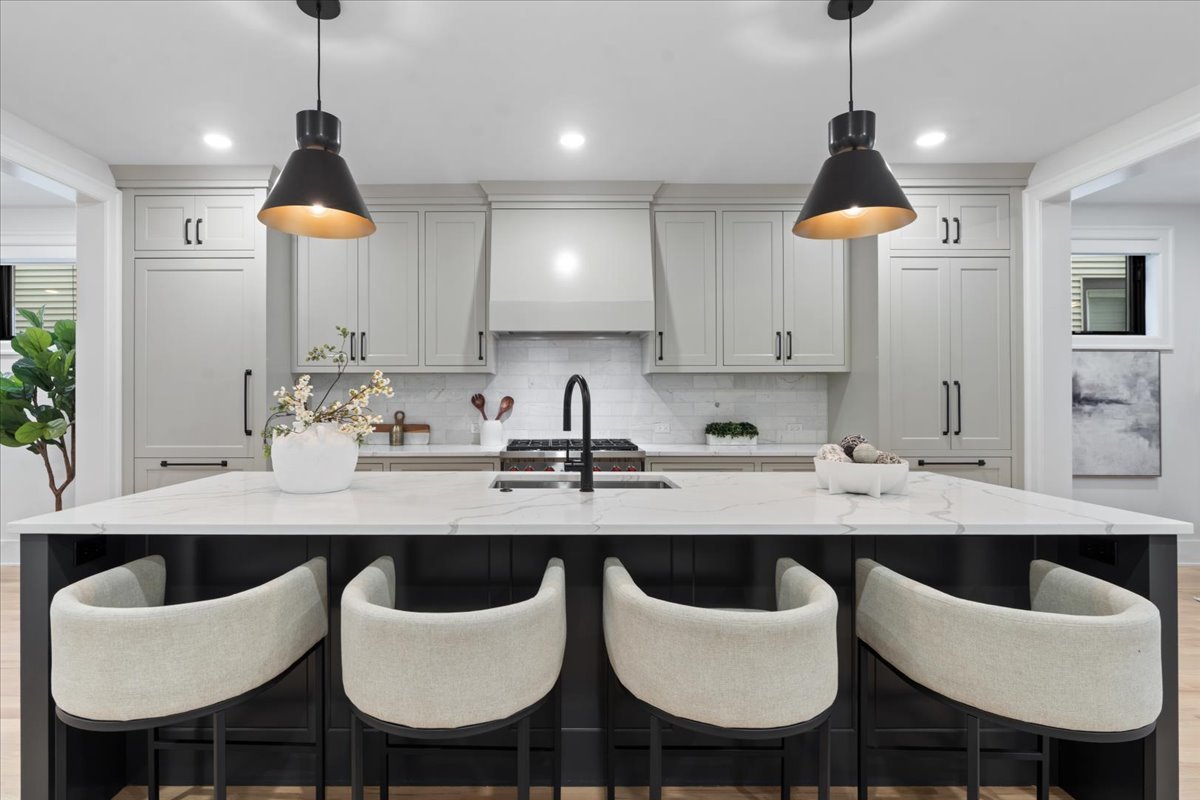 1454 W Diversey Parkway Unit: 1
