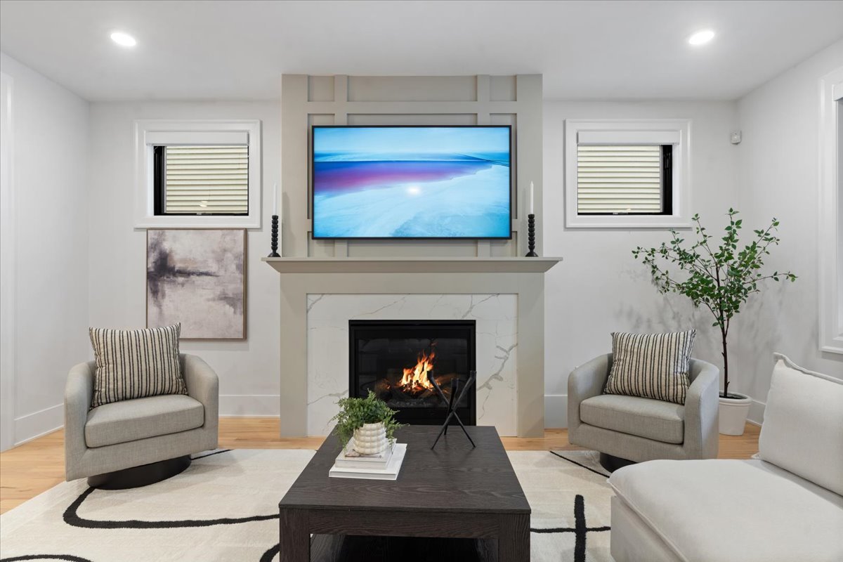 1454 W Diversey Parkway Unit: 1