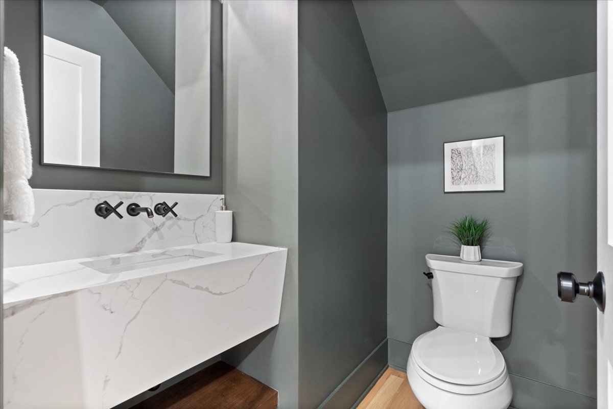 1454 W Diversey Parkway Unit: 1