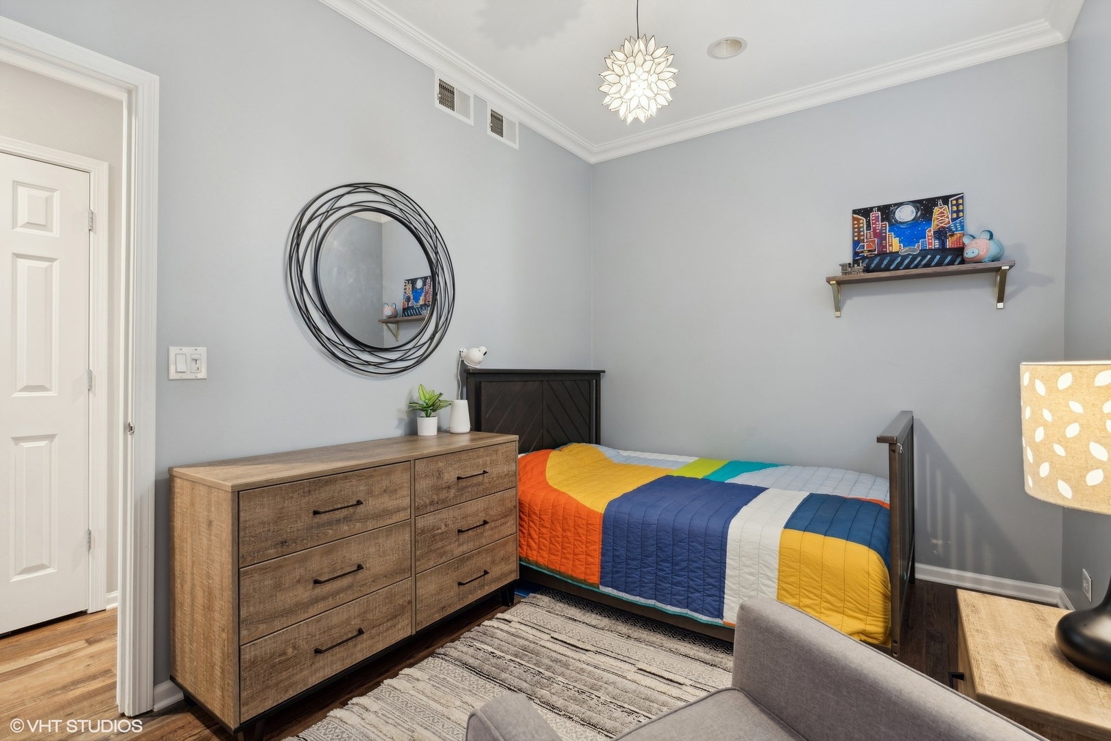 3233 N Racine Avenue Unit: 1