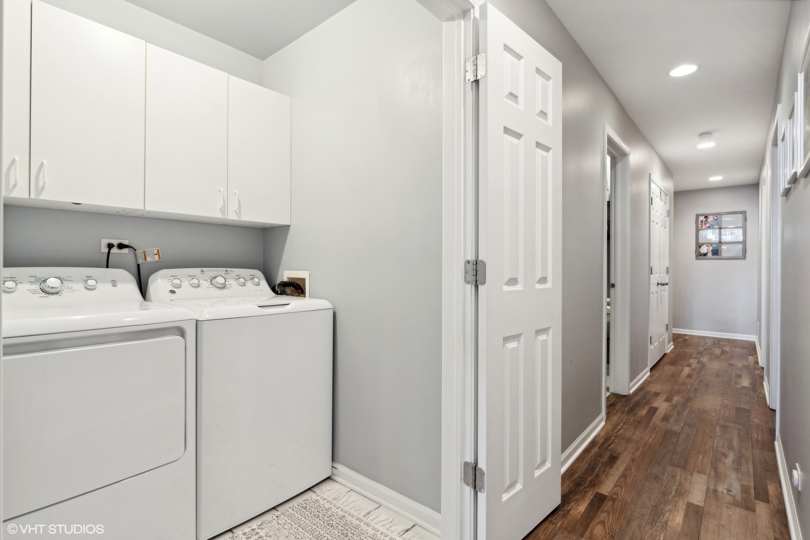3233 N Racine Avenue Unit: 1
