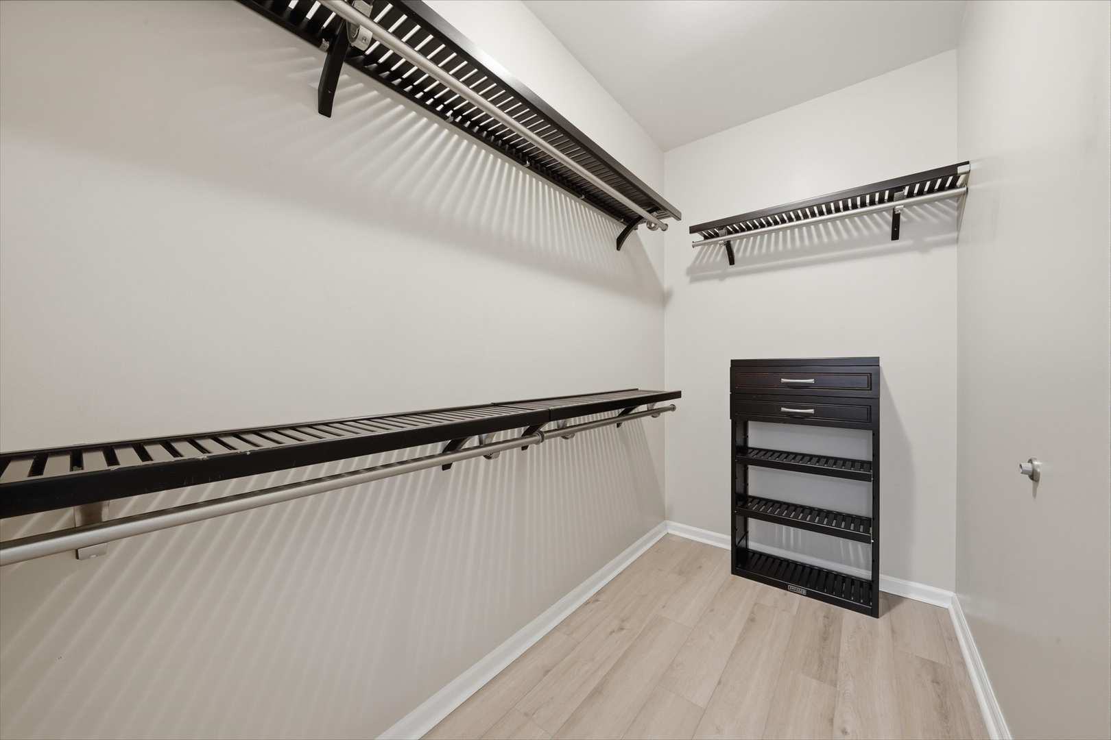 2045 W Concord Place Unit: 307