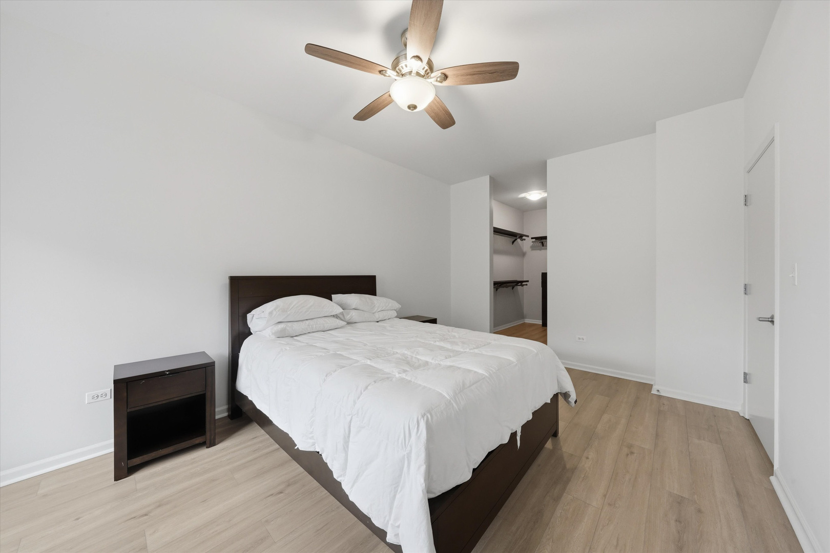 2045 W Concord Place Unit: 307