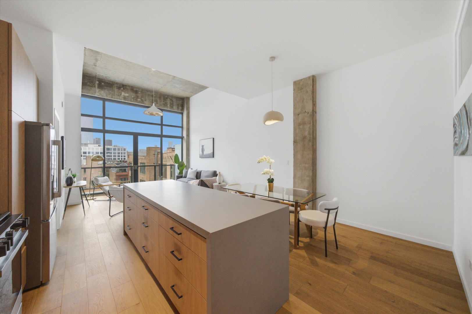 321 S Sangamon Street Unit: 908