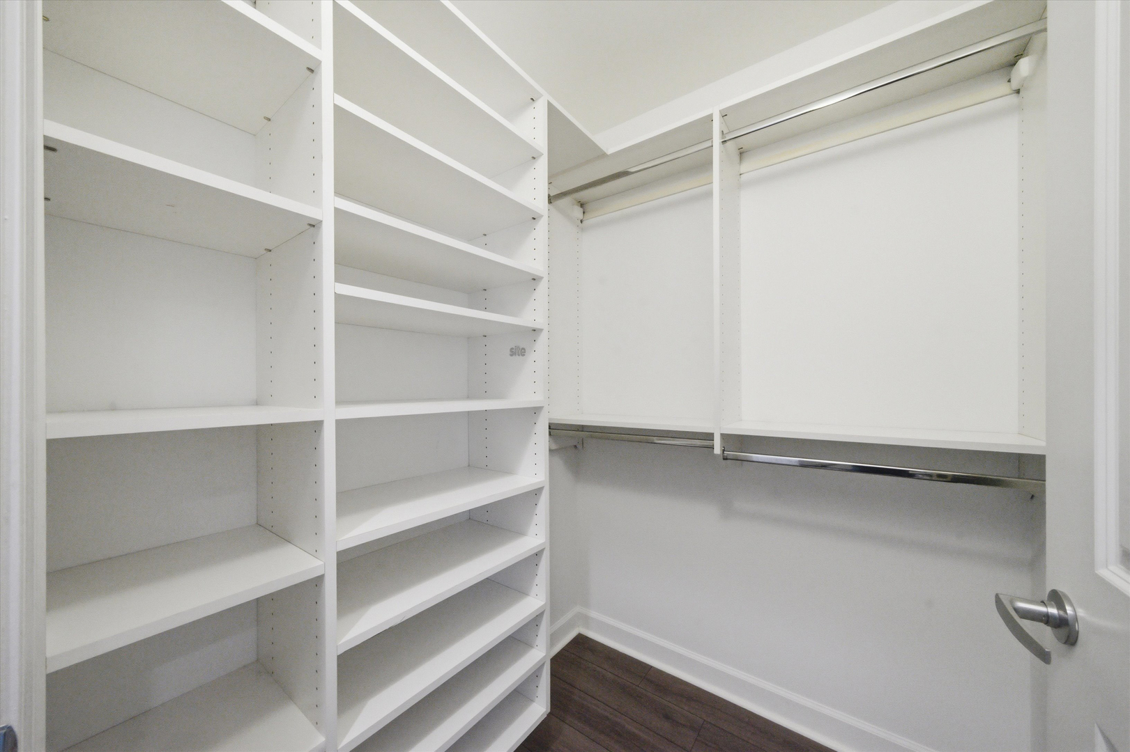 1250 S Michigan Avenue Unit: 1009