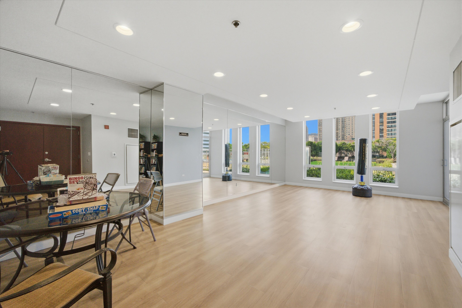 1250 S Michigan Avenue Unit: 1009