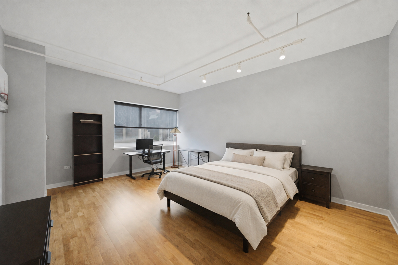 737 W Washington Boulevard Unit: 904