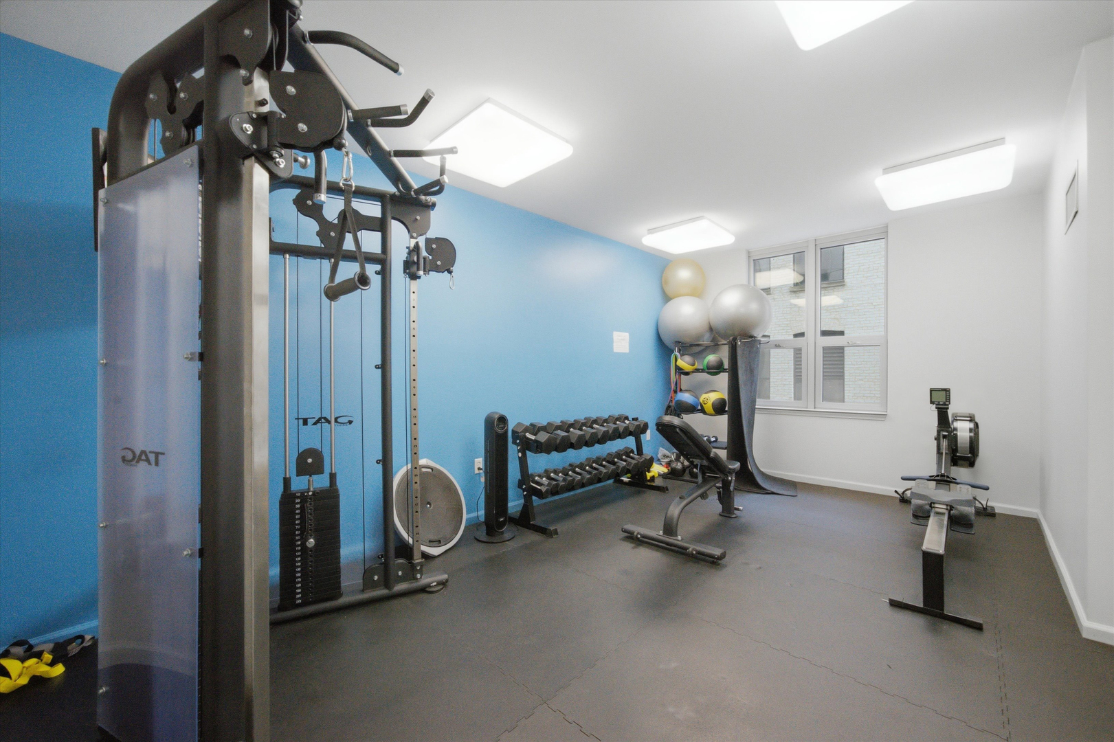 125 S Jefferson Street Unit: 2409