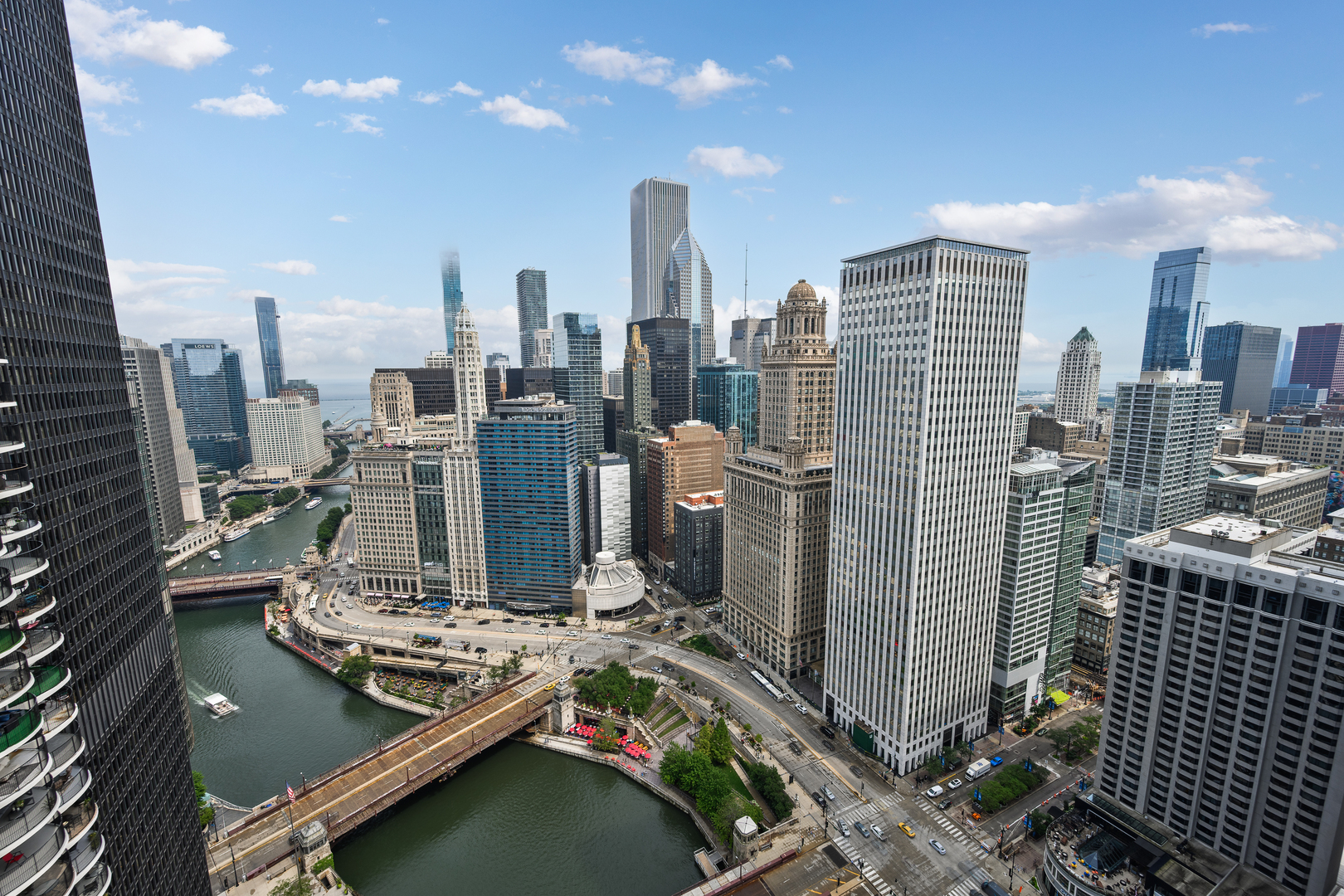 300 N STATE Street Unit: 4709