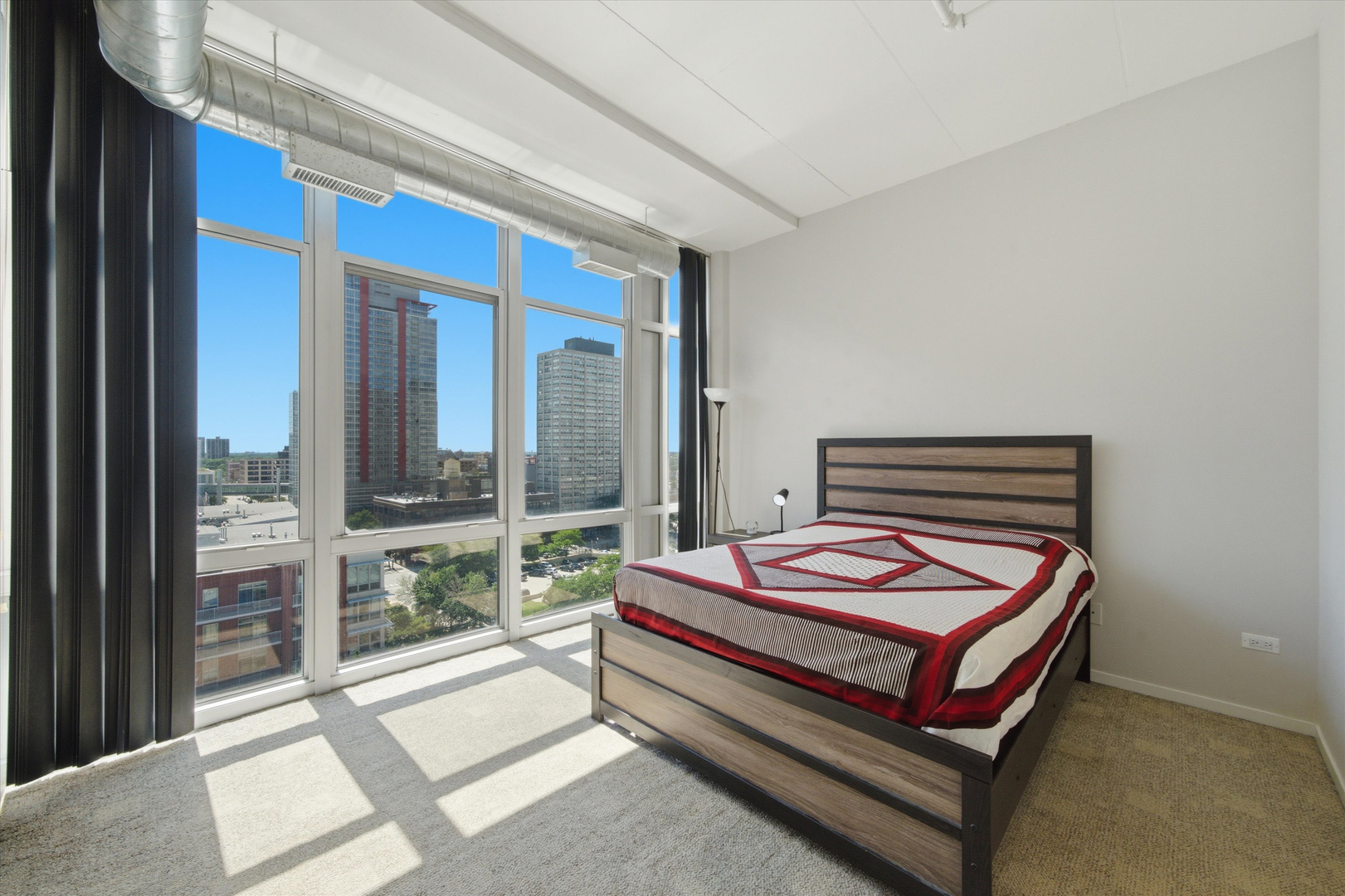 212 E Cullerton Street Unit: 1004