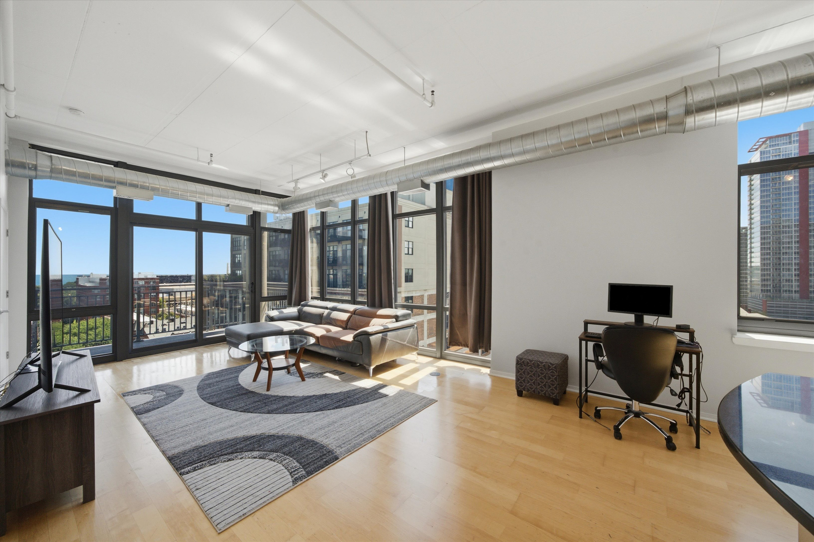 212 E Cullerton Street Unit: 1004