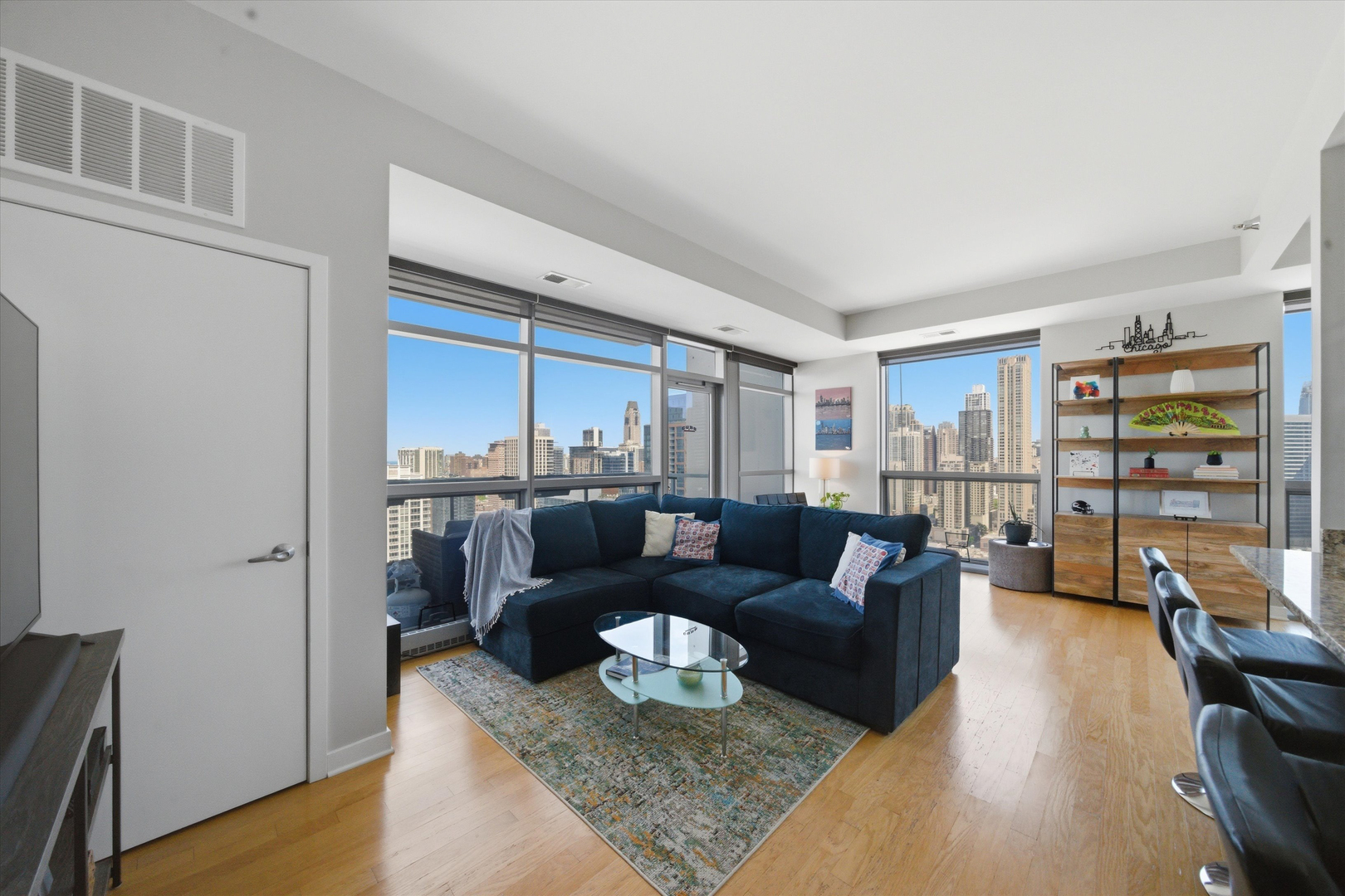 303 W Ohio Street Unit: 2902