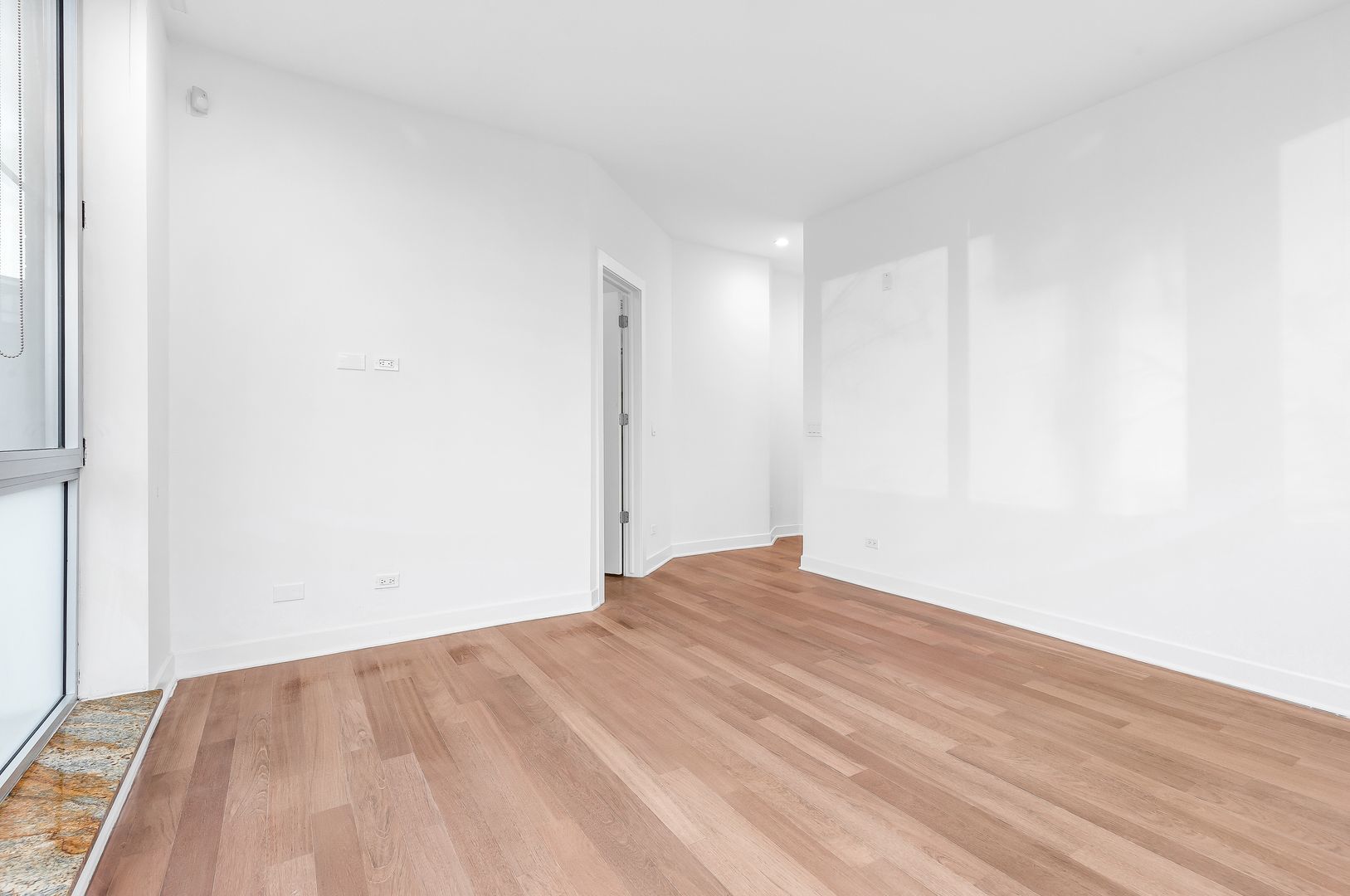 914 W Hubbard Street Unit: 104