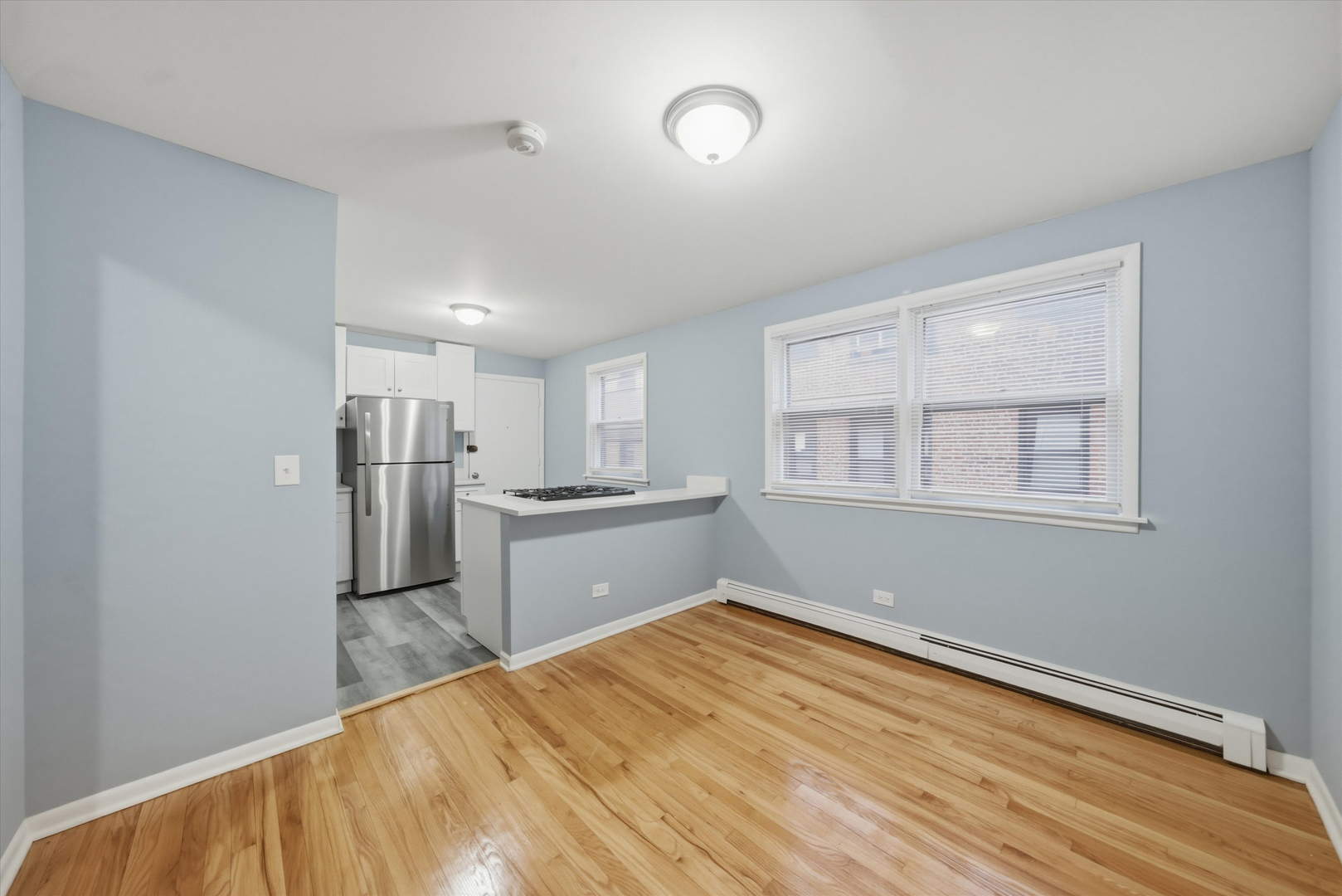 6921 N Ashland Boulevard Unit: 3A