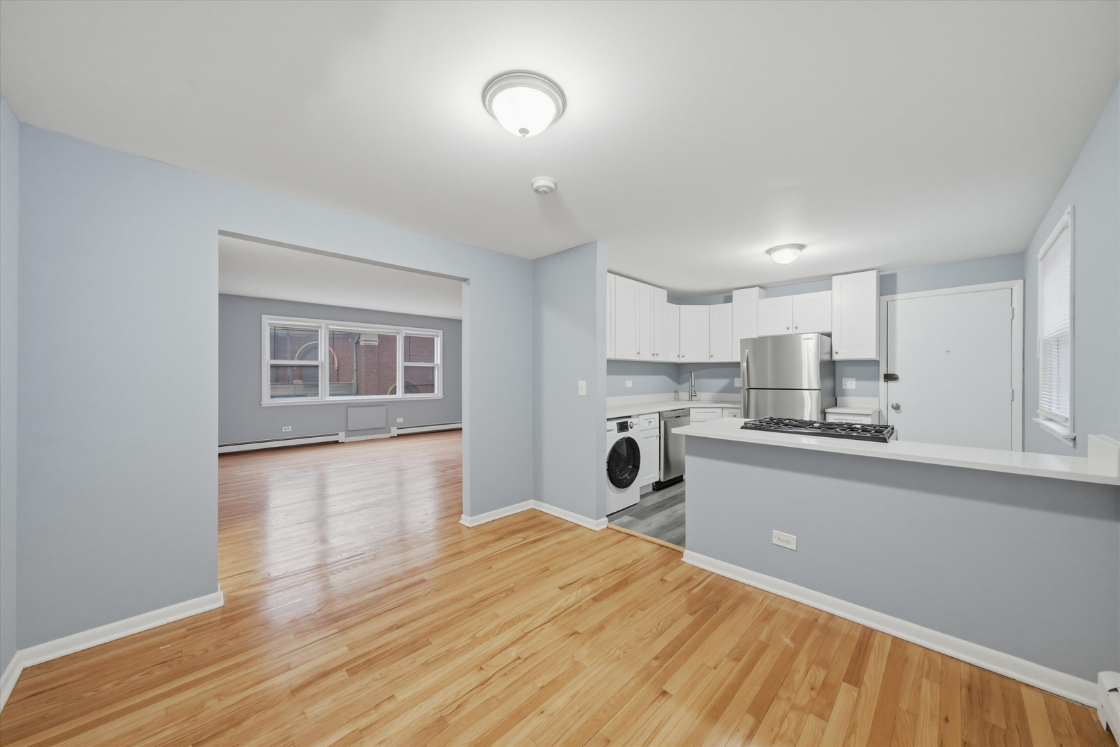 6921 N Ashland Boulevard Unit: 3A