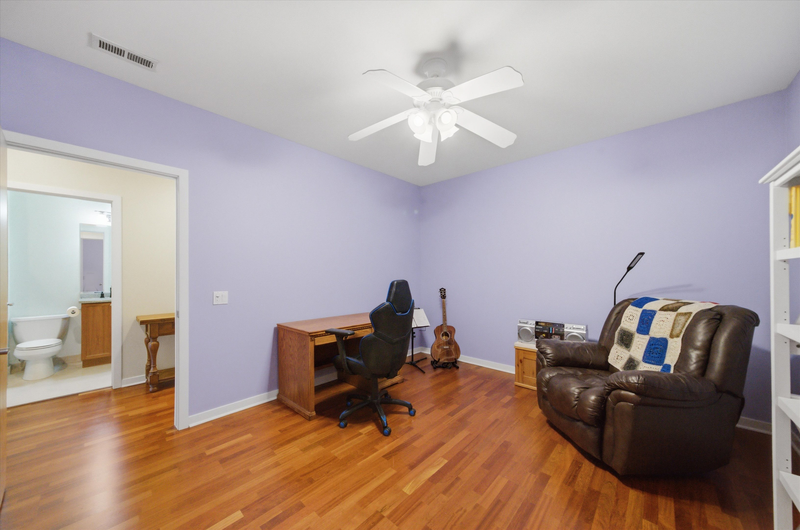 3946 N Ravenswood Avenue Unit: 411