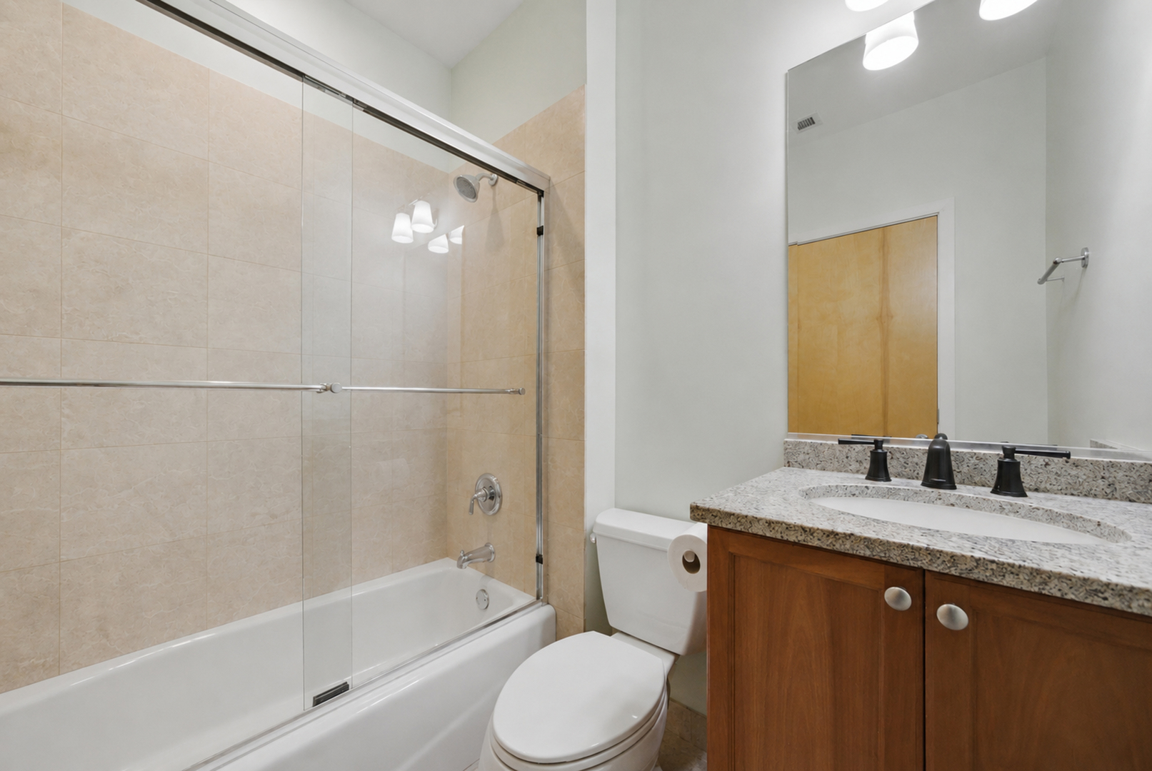 3946 N Ravenswood Avenue Unit: 411