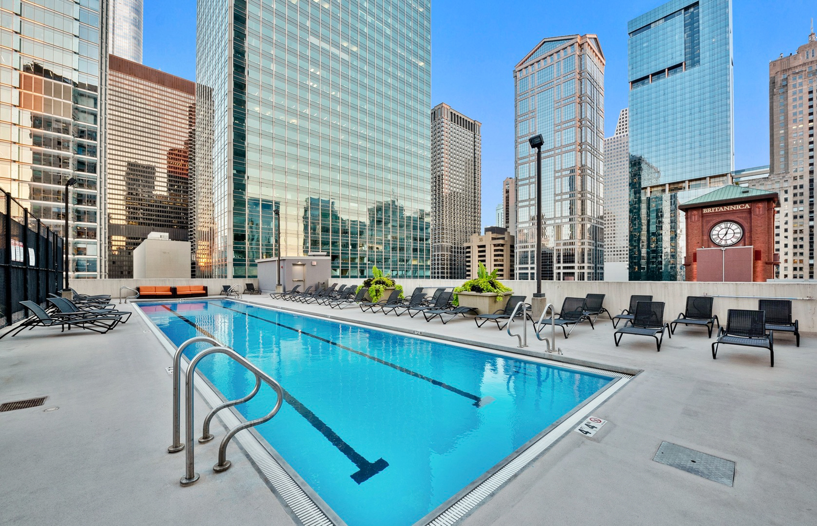 345 N LaSalle Street Unit: 1109