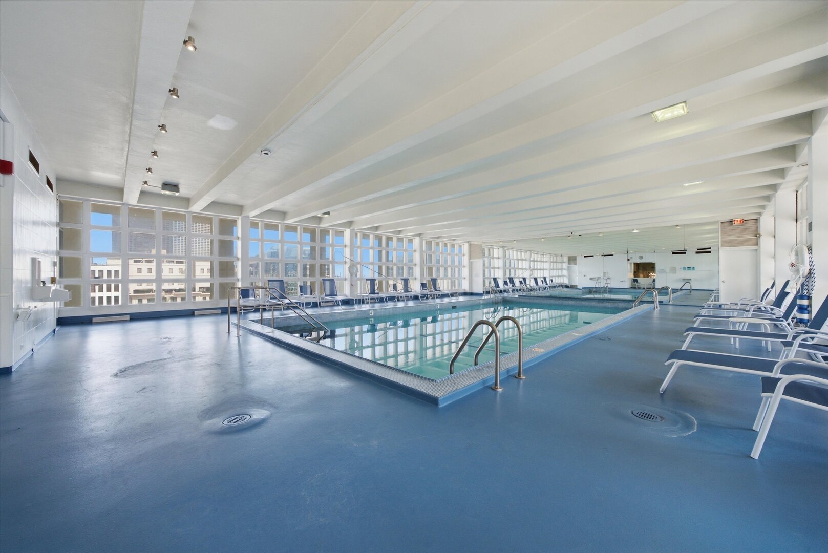 535 N MICHIGAN Avenue Unit: 1009