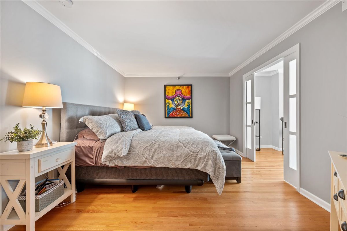 480 N MCCLURG Court Unit: 1109