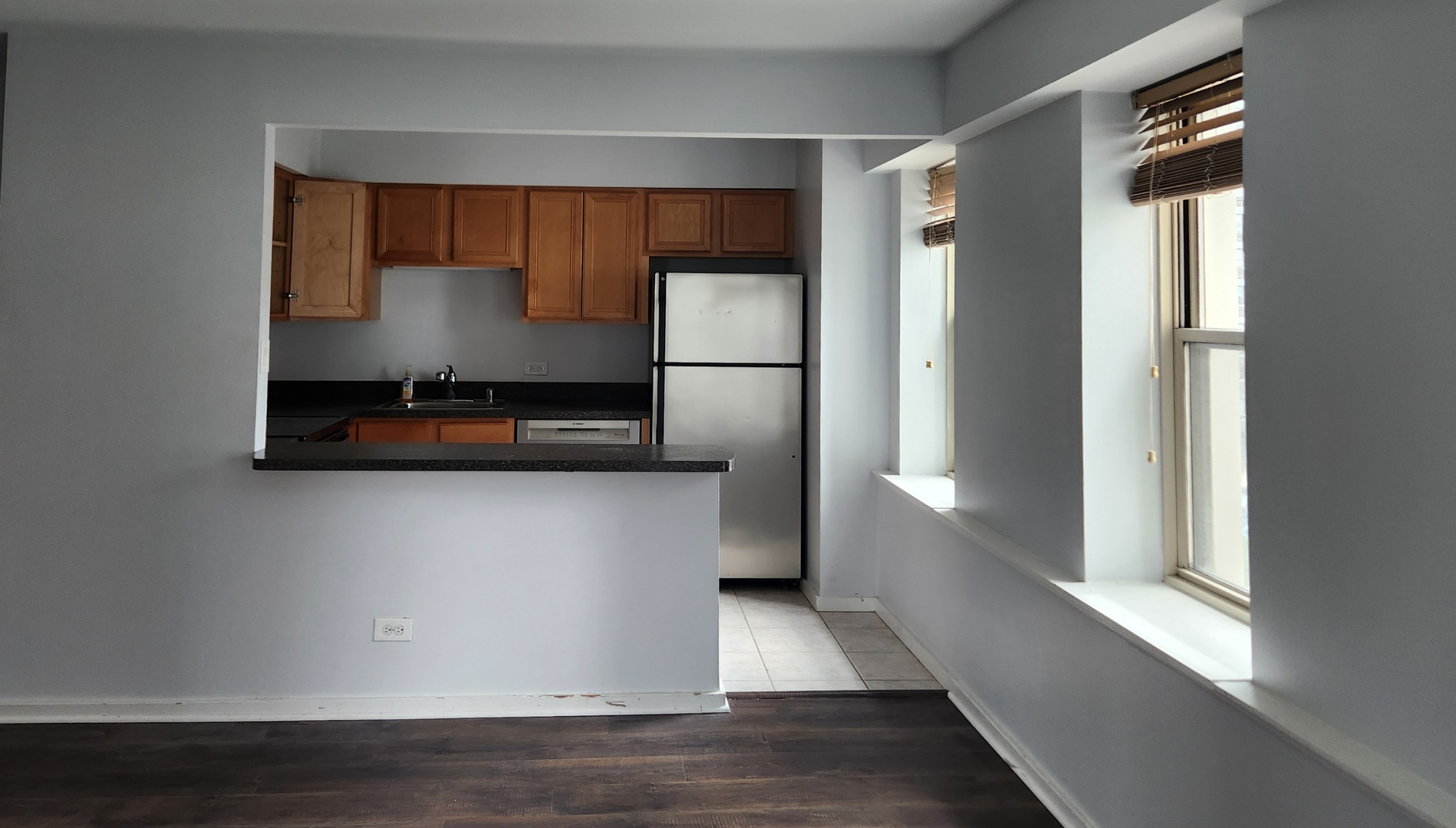 40 E 9th Street Unit: 1015