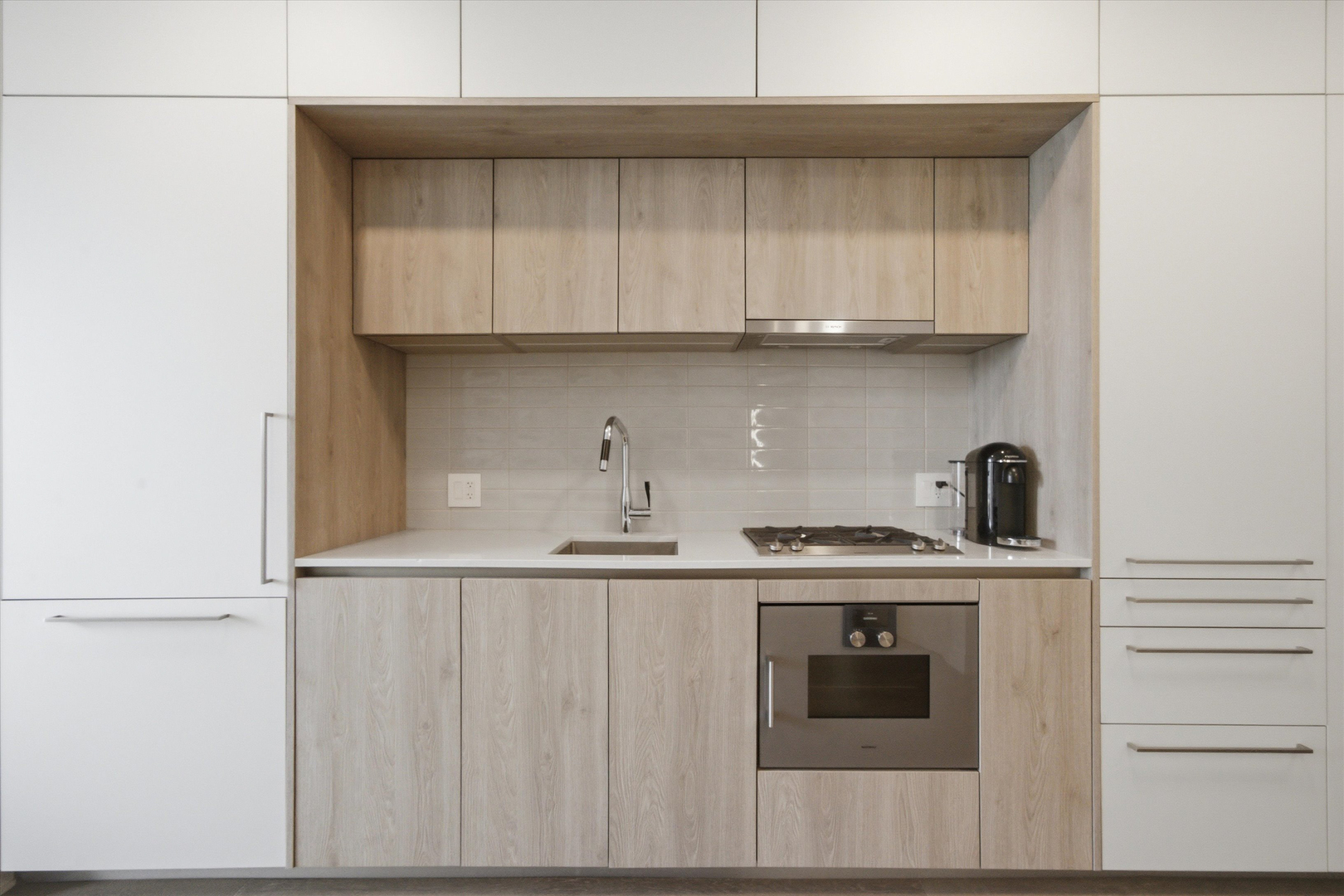 211 N Harbor Drive Unit: 3605