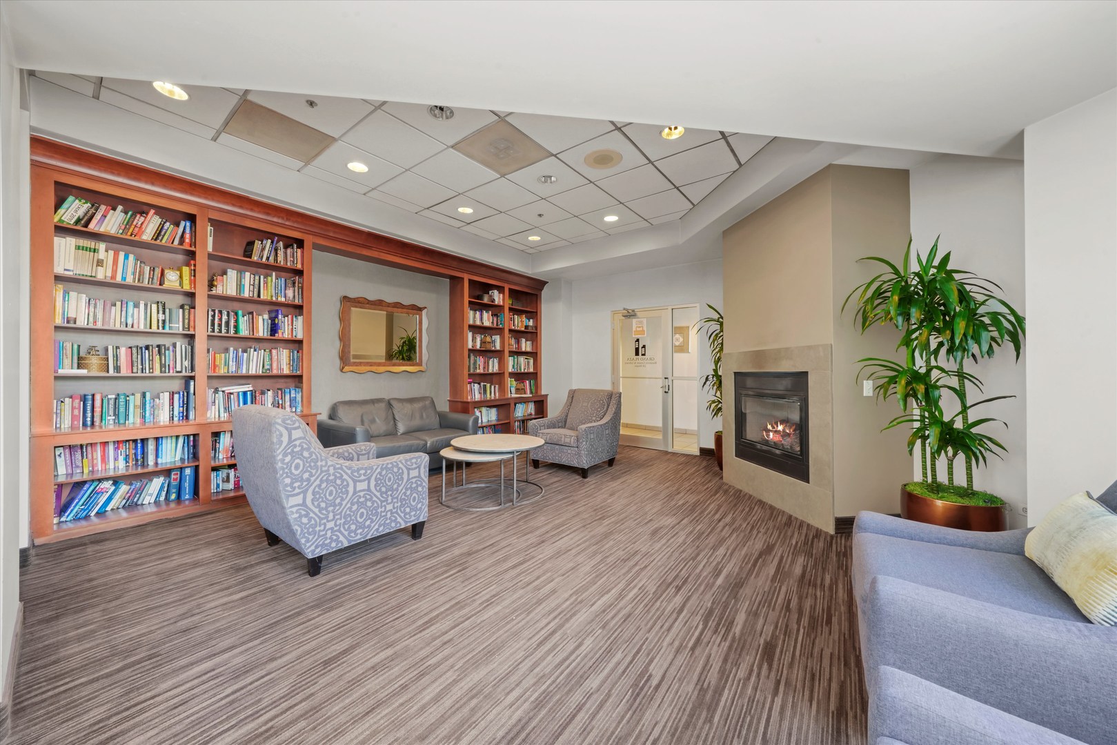 545 N Dearborn Street Unit: 2607