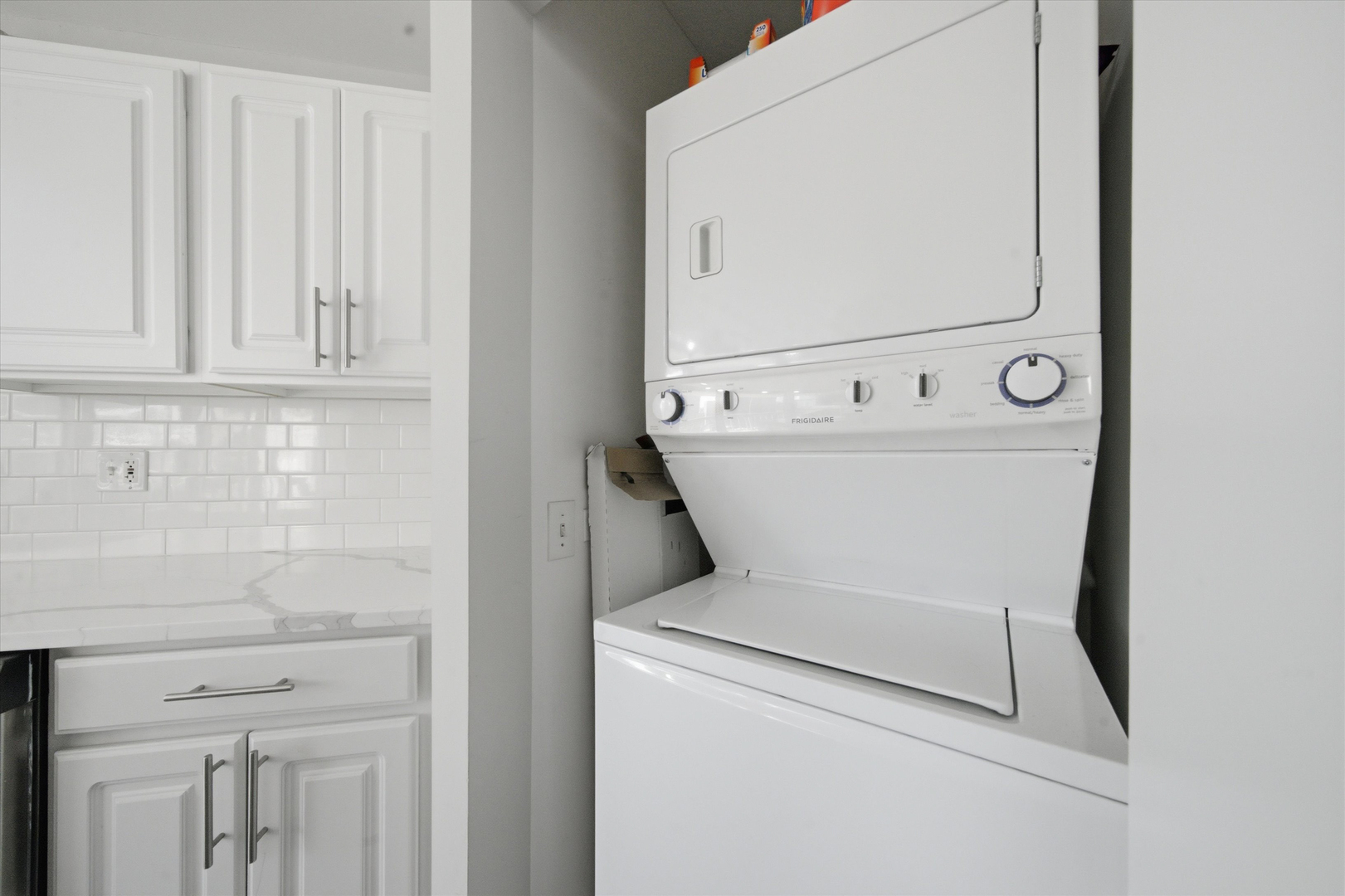 545 N Dearborn Street Unit: 2607