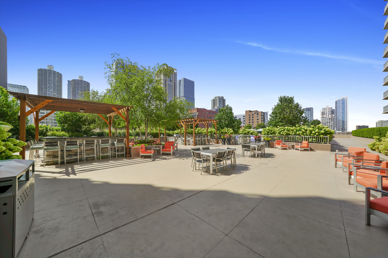 545 N Dearborn Street Unit: 2607