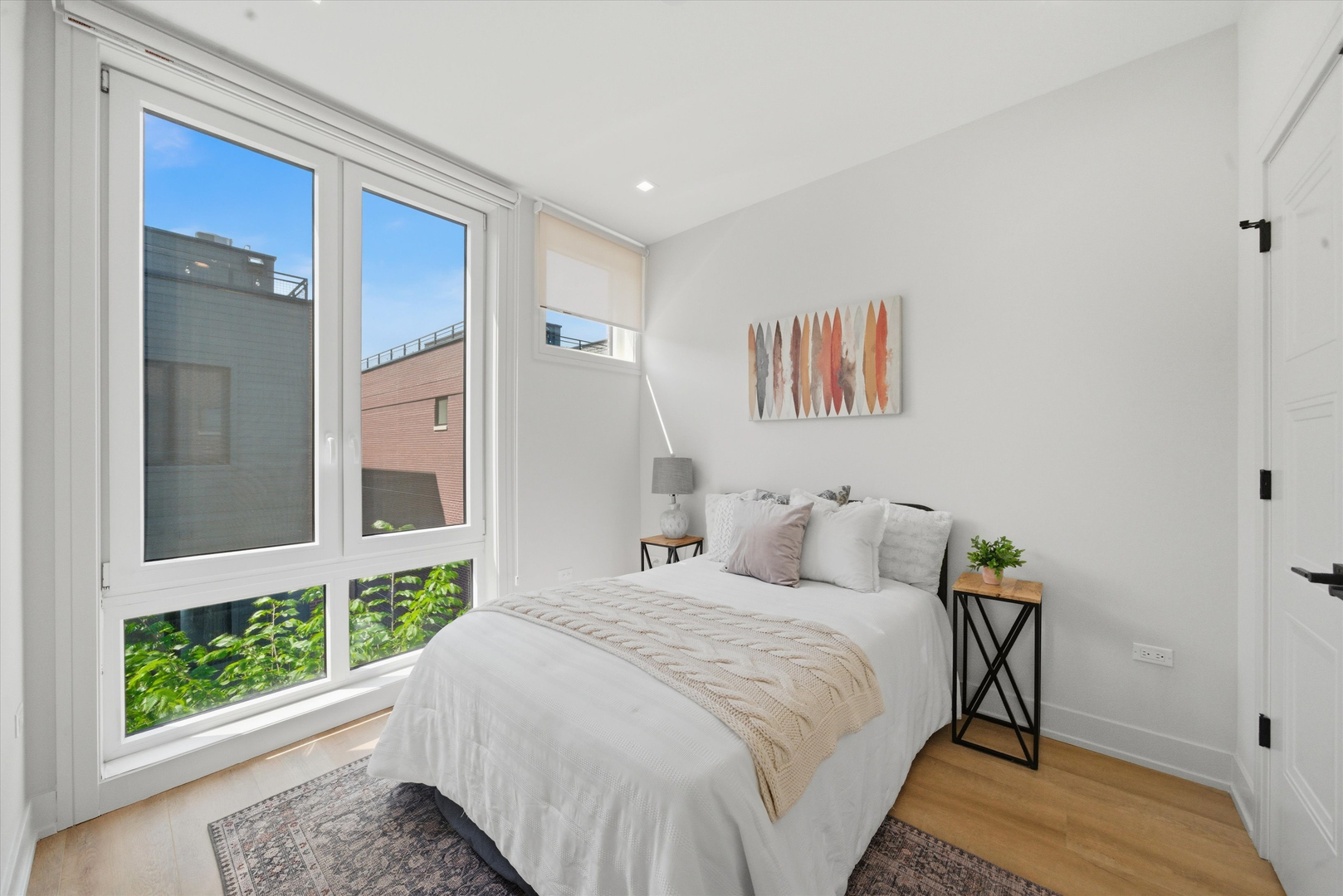 4250 W Belmont Avenue Unit: 6