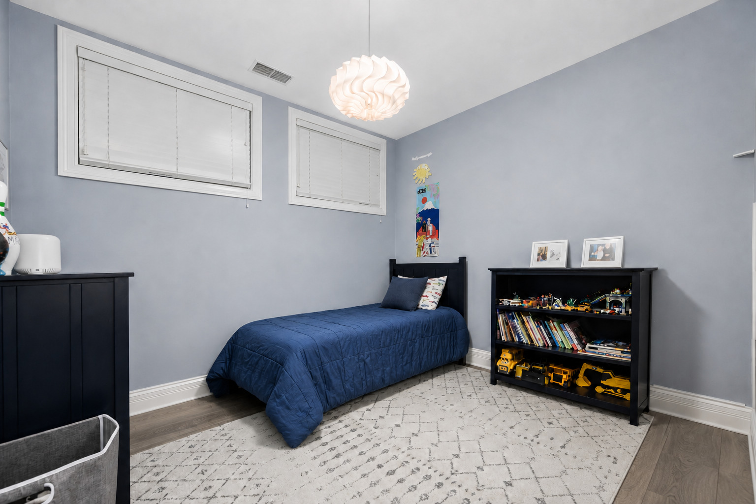 3824 N GREENVIEW Avenue Unit: 1